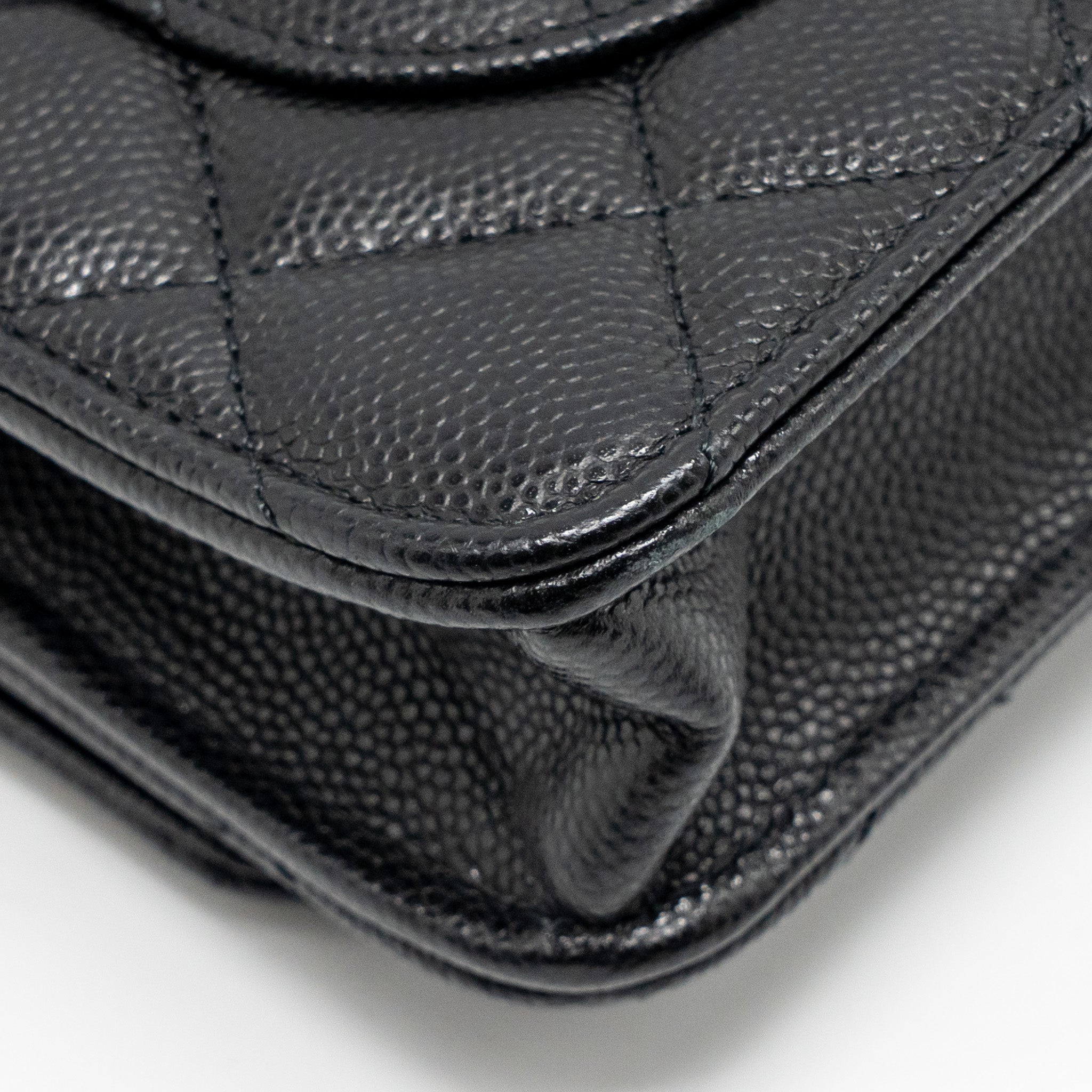 CHANEL CC LOGO QUILTED WALLET ON CHAIN CAVIAR BLACK LGHW (MICROCHIP)