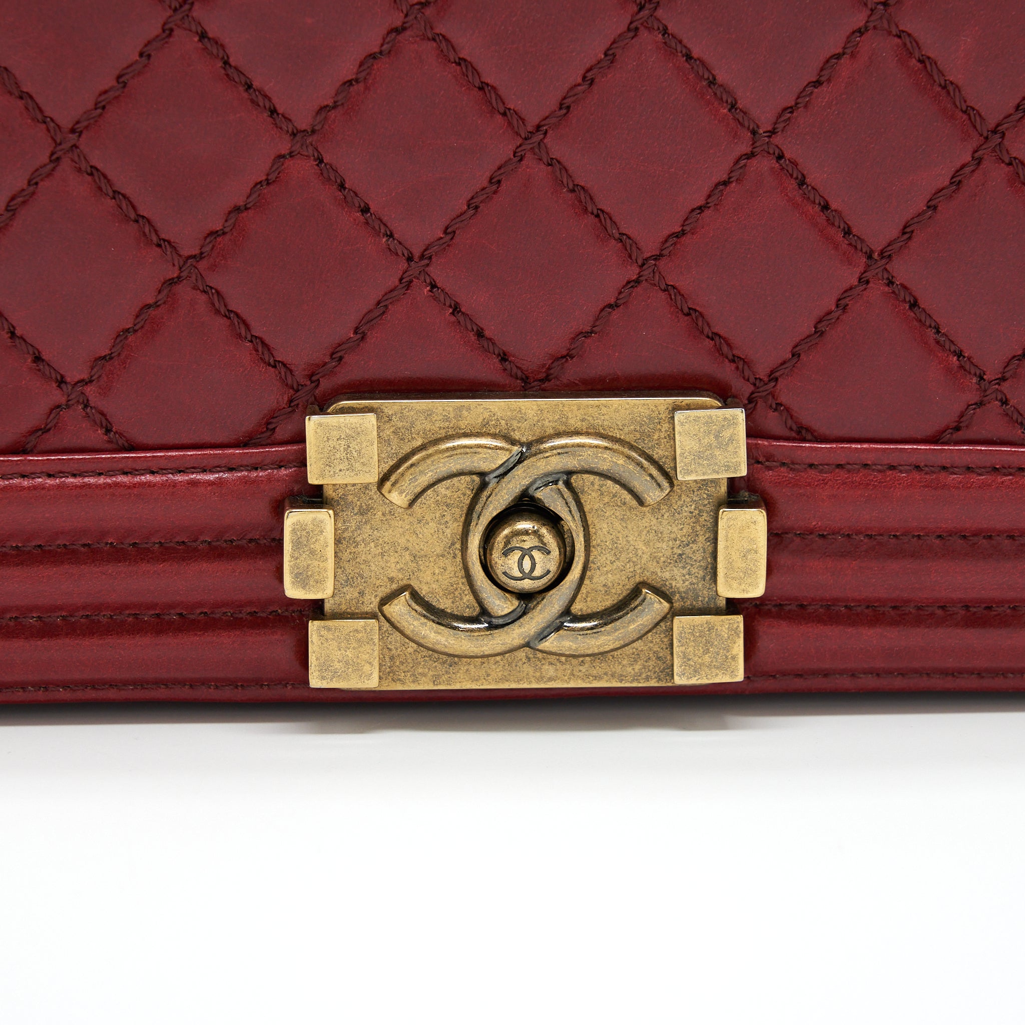 CHANEL MEDIUM BOY BAG AGED CALFSKIN RED WITH RUTHENIUM GHW