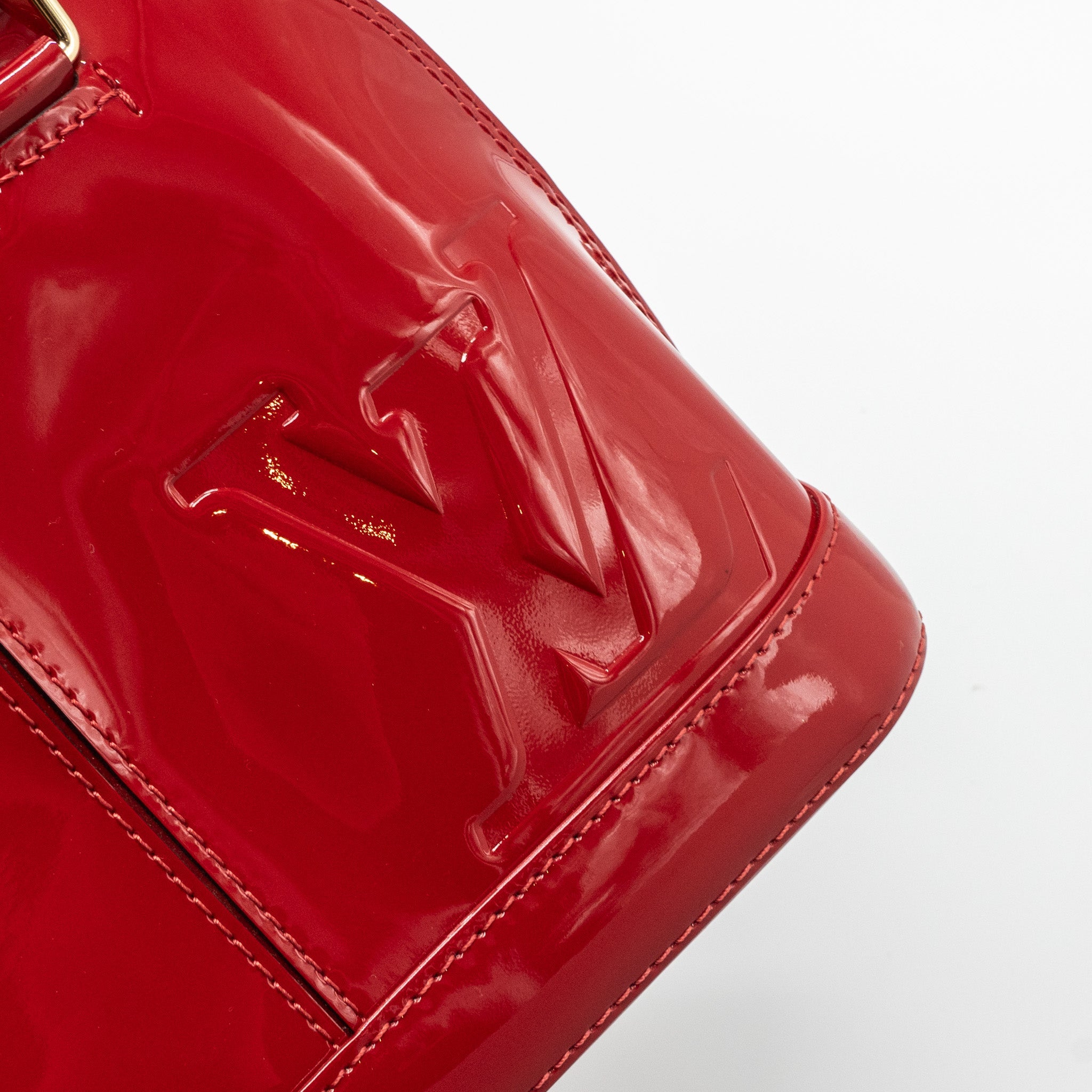 LOUIS VUITTON ALMA BB LIMITED EDITION VERNI MIROIR PATENT RED/MONOGRAM CANVAS GHW