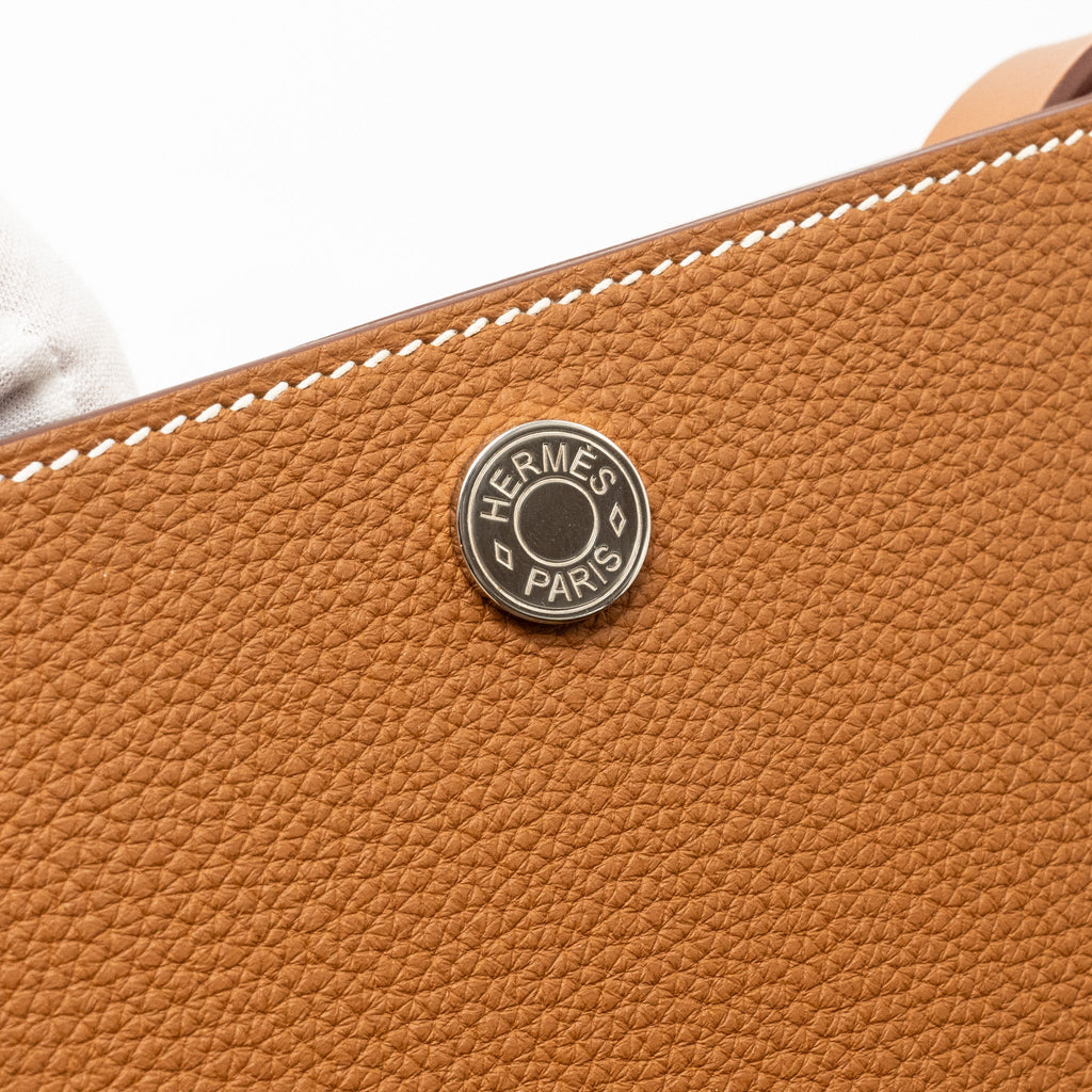 HERMES PERSPECTIVE CAVALIERE 21 BAG TOGO/VACHE HUNTER GOLD/FAUVE SHW