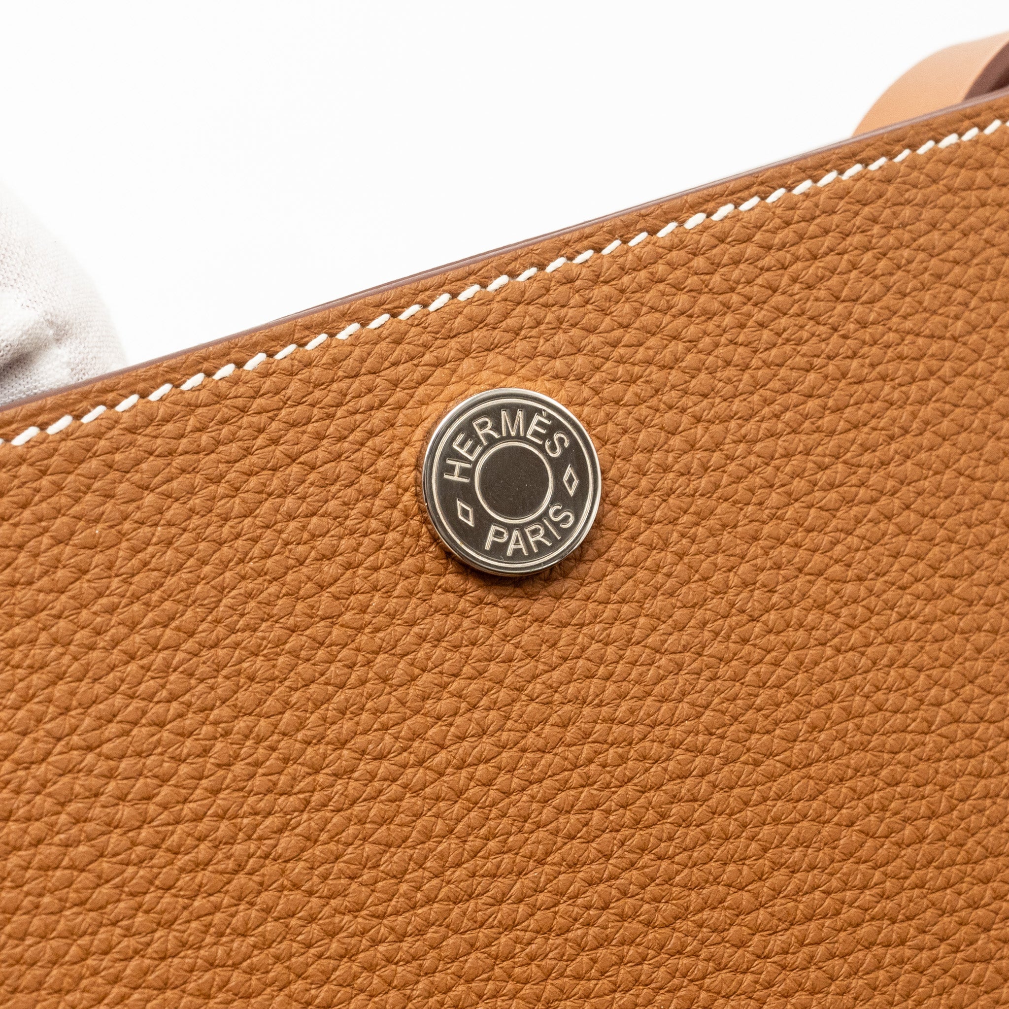 HERMES PERSPECTIVE CAVALIERE 21 BAG TOGO/VACHE HUNTER GOLD/FAUVE SHW