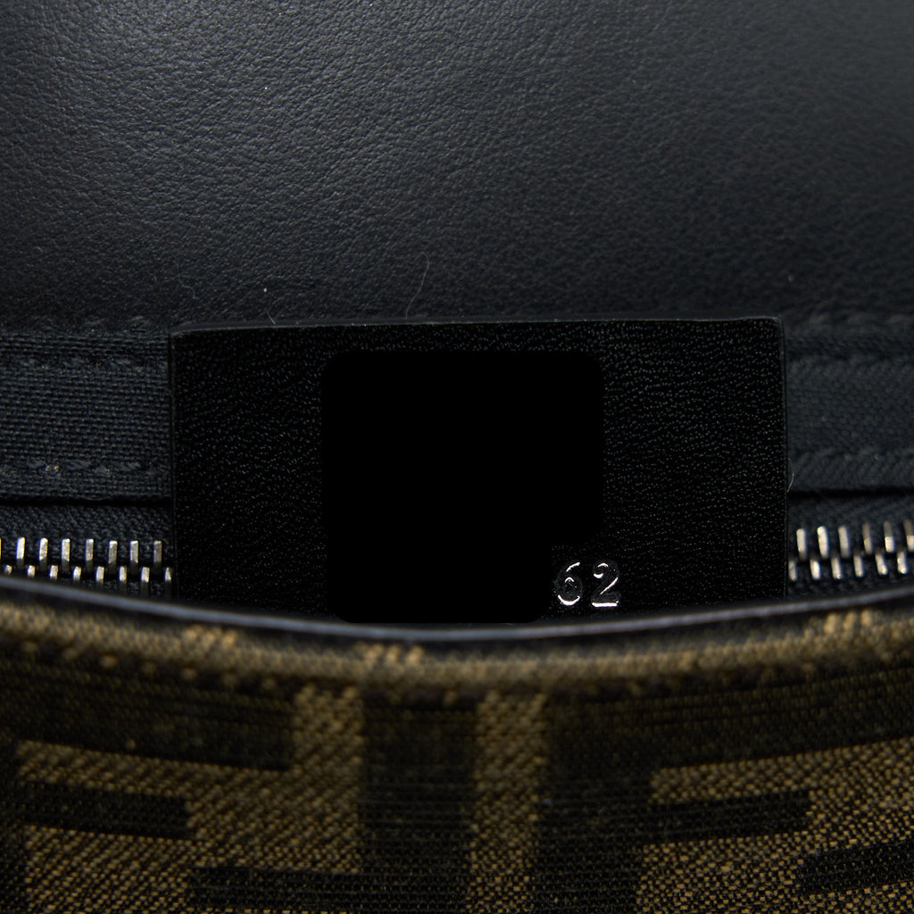 FENDI REGULAR BAGUETTE BAG FF JACQUARD CANVAS MULTICOLOUR SHW