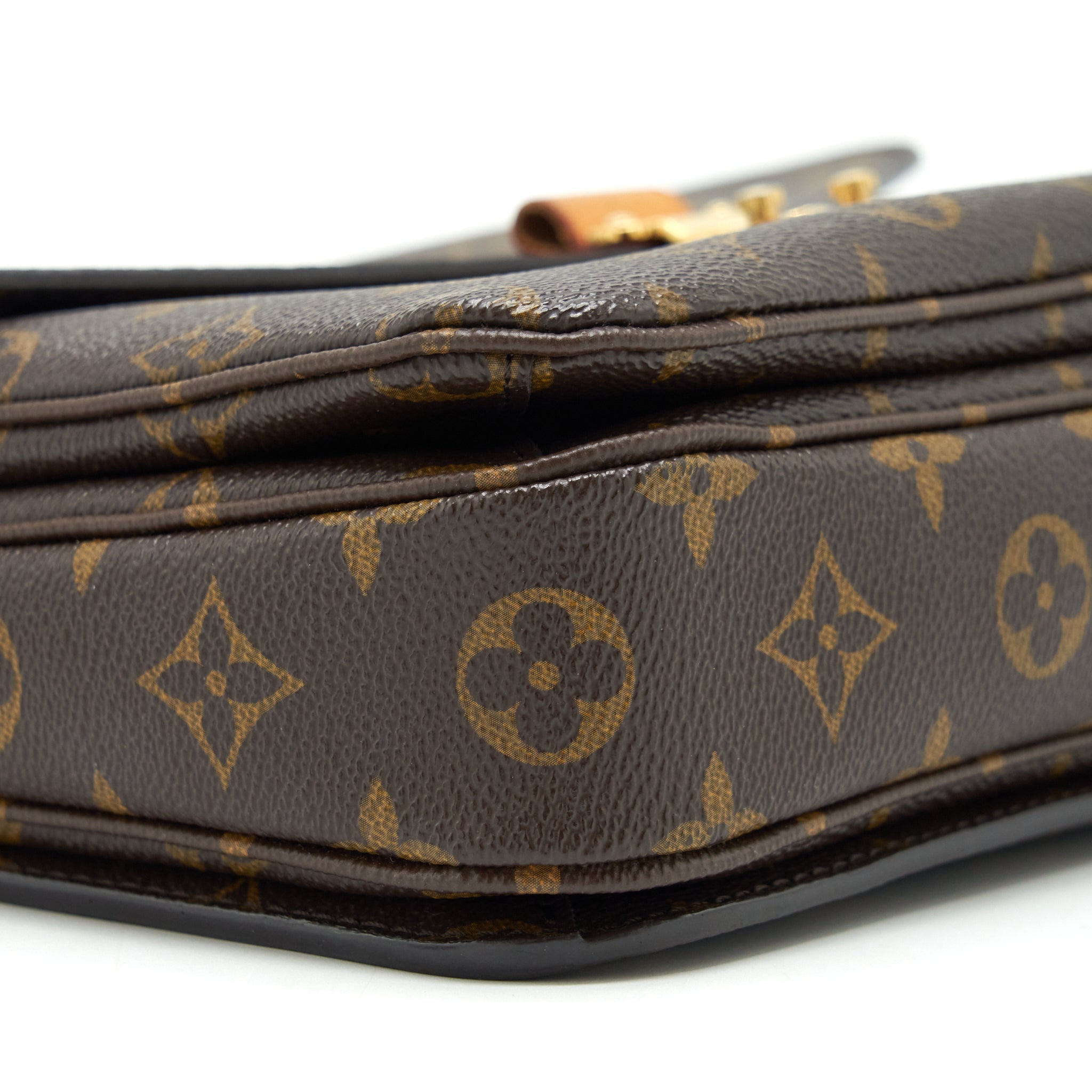 LOUIS VUITTON POCHETTE MÉTIS MONOGRAM CANVAS YEAR 2015