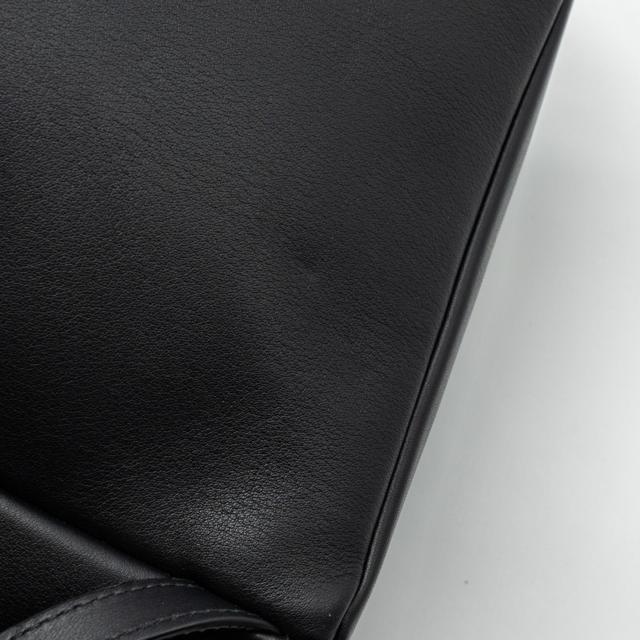 FENDI BY THE WAY BACKPACK LEATHER CRYSTAL BLACK SHW