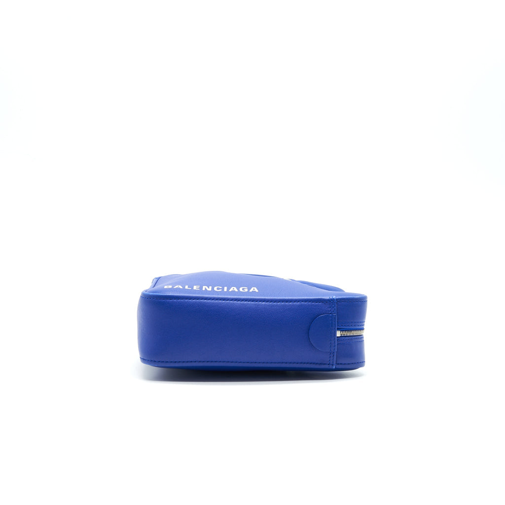 BALENCIAGA TRIANGLE DUFFLE XS BAG BLUE SHW