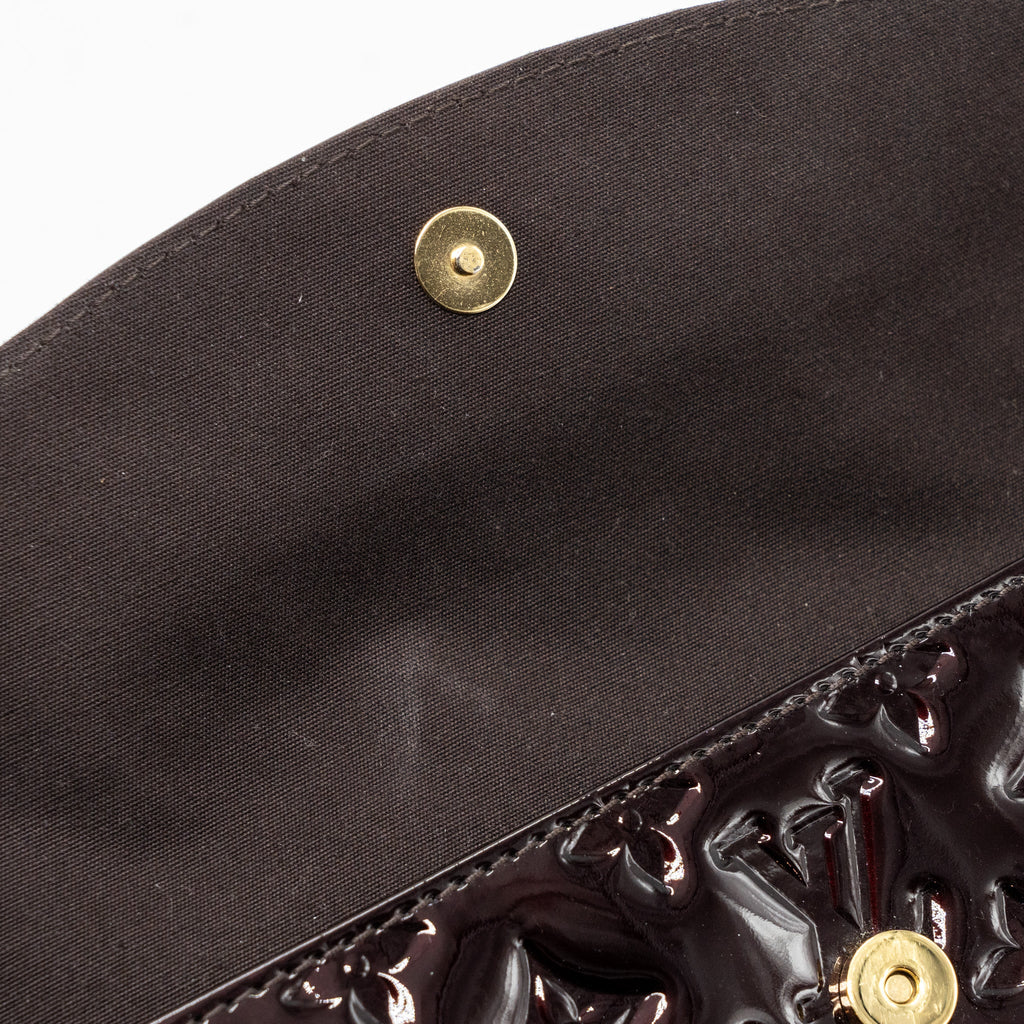LOUIS VUITTON VINTAGE SUNSET BOULEVARD CLUTCH MONOGRAM/PATENT RED GHW