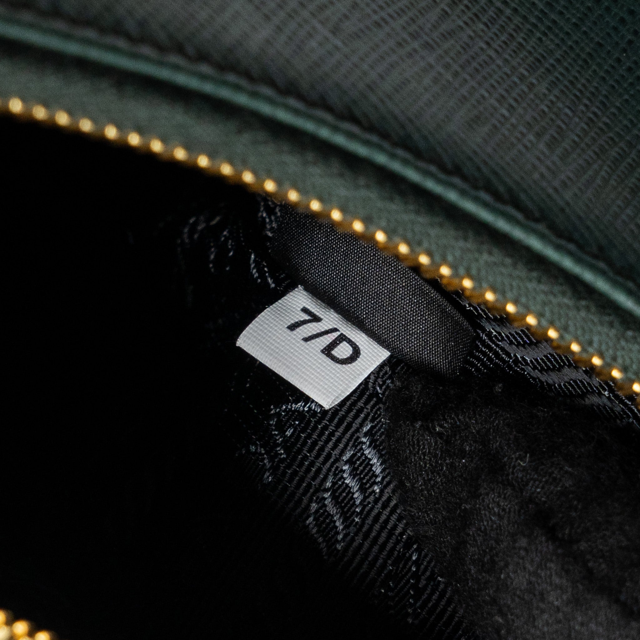 PRADA RE-EDITION 2005 SAFFIANO DARK GREEN GHW