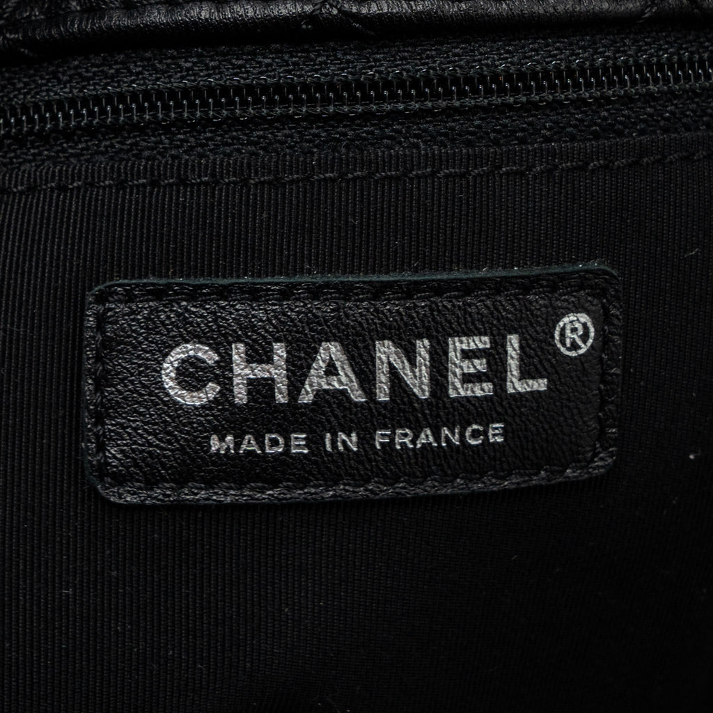 CHANEL BUCKET BAG GOATSKIN/SUE CALFSKIN BLACK SHW