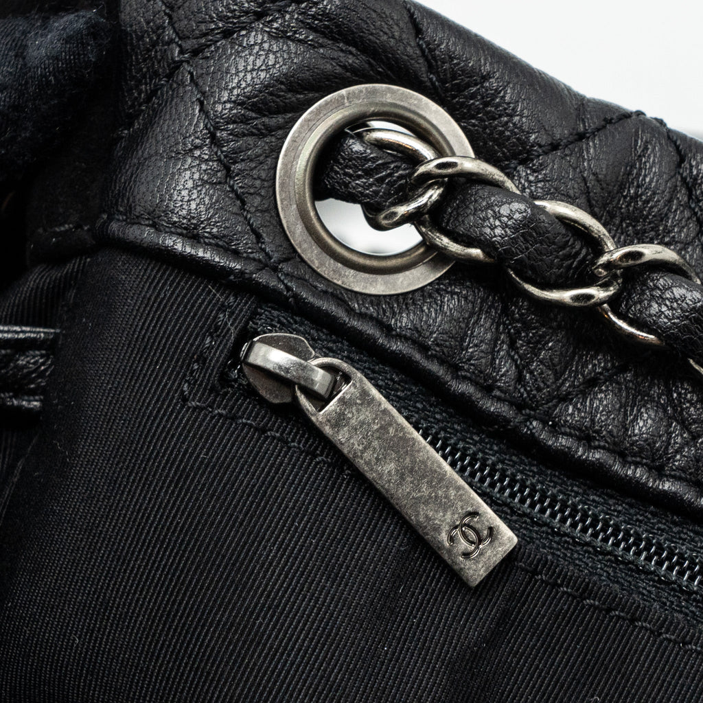 CHANEL BUCKET BAG GOATSKIN/SUE CALFSKIN BLACK SHW