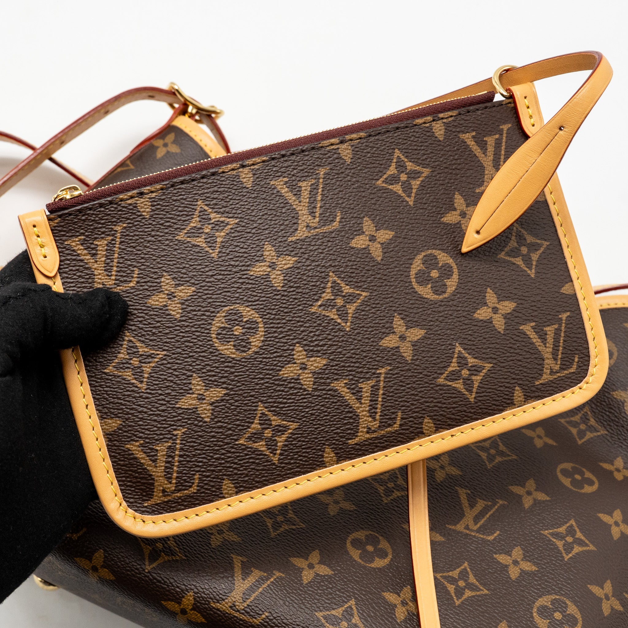 LOUIS VUITTON CARRYALL PM MONOGRAM CANVAS/LEATHER GHW