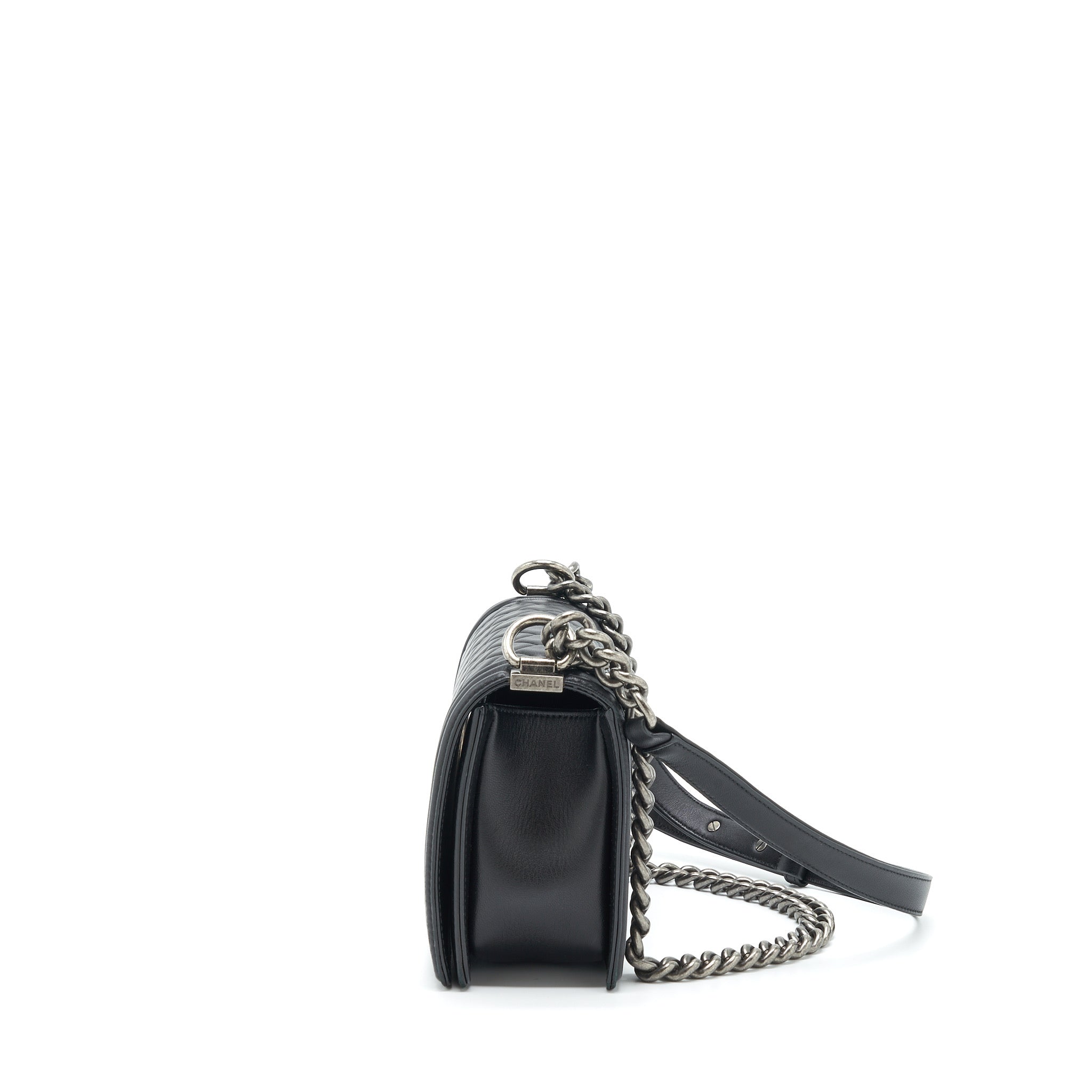 CHANEL MEDIUM BOY BAG LAMBSKIN BLACK RUTHENIUM SLIVER HARDWARE