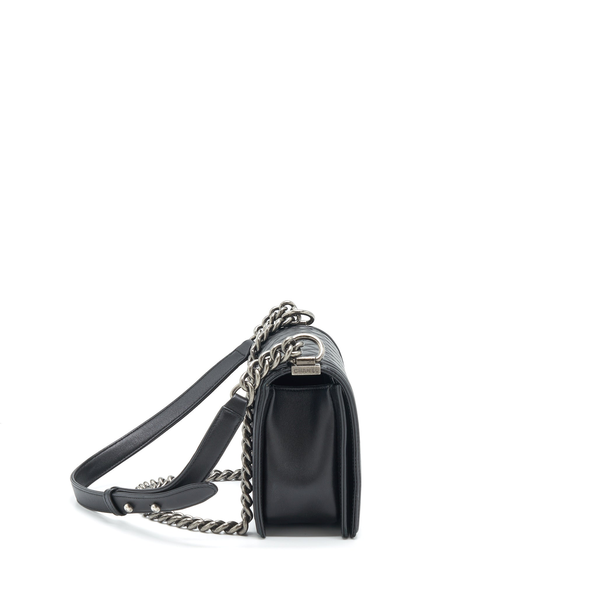 CHANEL MEDIUM BOY BAG LAMBSKIN BLACK RUTHENIUM SLIVER HARDWARE