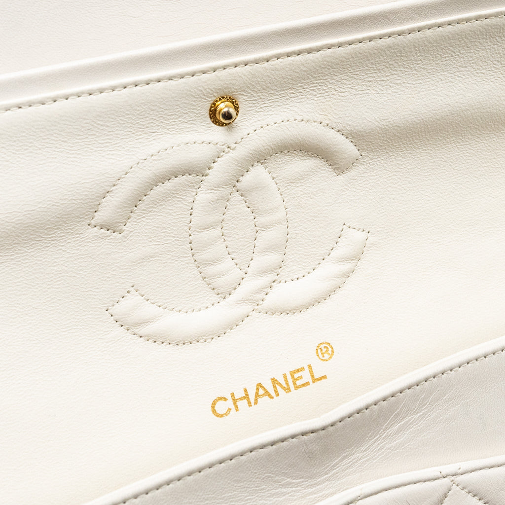 CHANEL VINTAGE MEDIUM CLASSIC DOUBLE FLAP BAG LAMBSKIN WHITE GHW