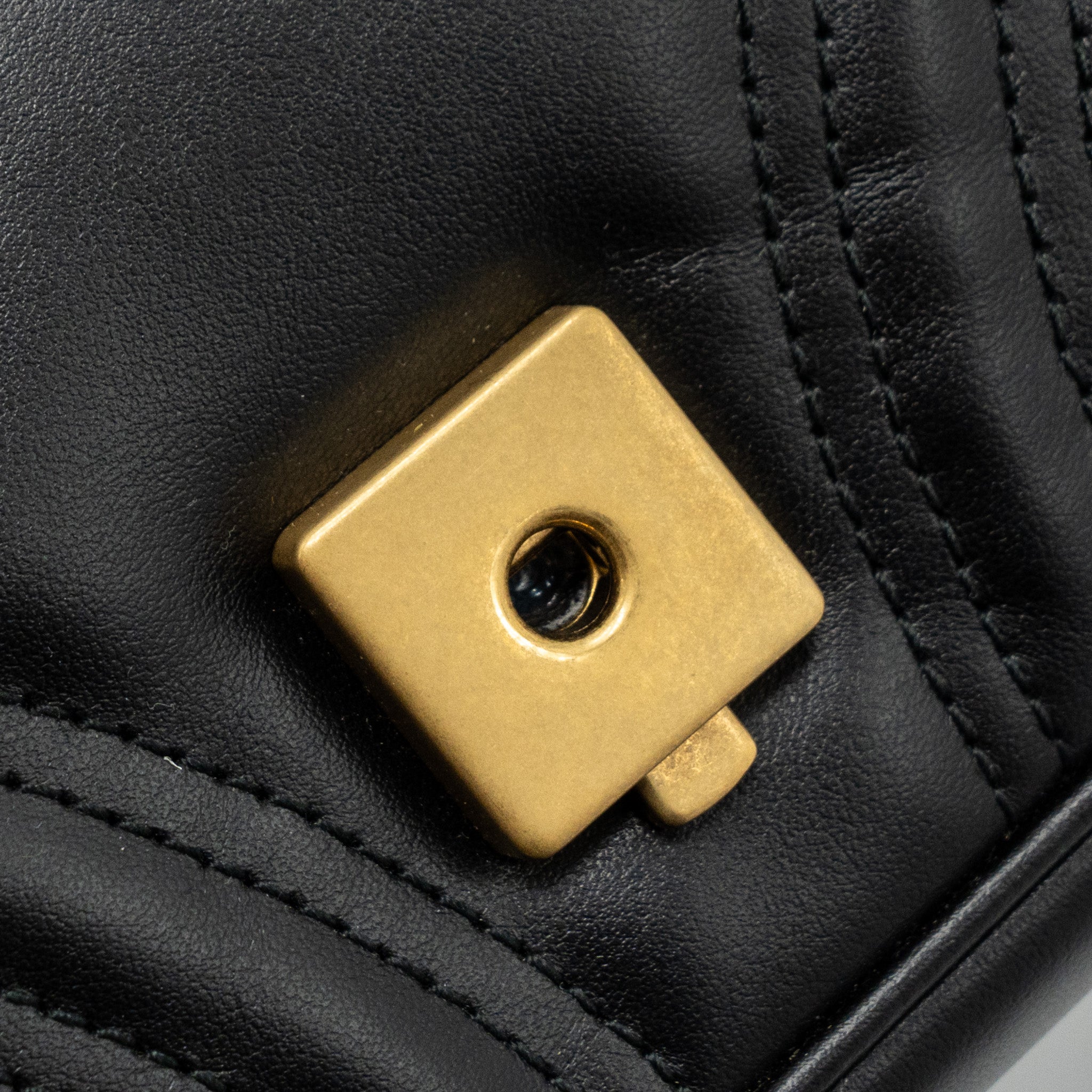 GUCCI MINI MARMONT CALFSKIN BLACK GHW