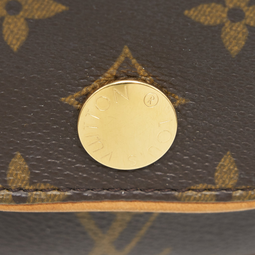 LOUIS VUITTON VINTAGE MINI FLAP CROSSBODY BAG