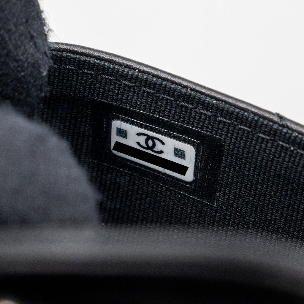CHANEL 2.55 REISSUE FLAP CARD HOLDER AGED CALFSKIN BLACK SHW (MICROCHIP)