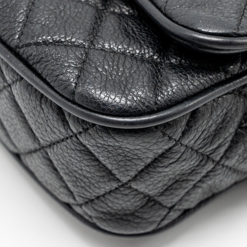 CHANEL MEDIUM CASUAL ROCK FLAP BAG GRAINED CALFSKIN BLACK RUTHENIUM HARDWARE