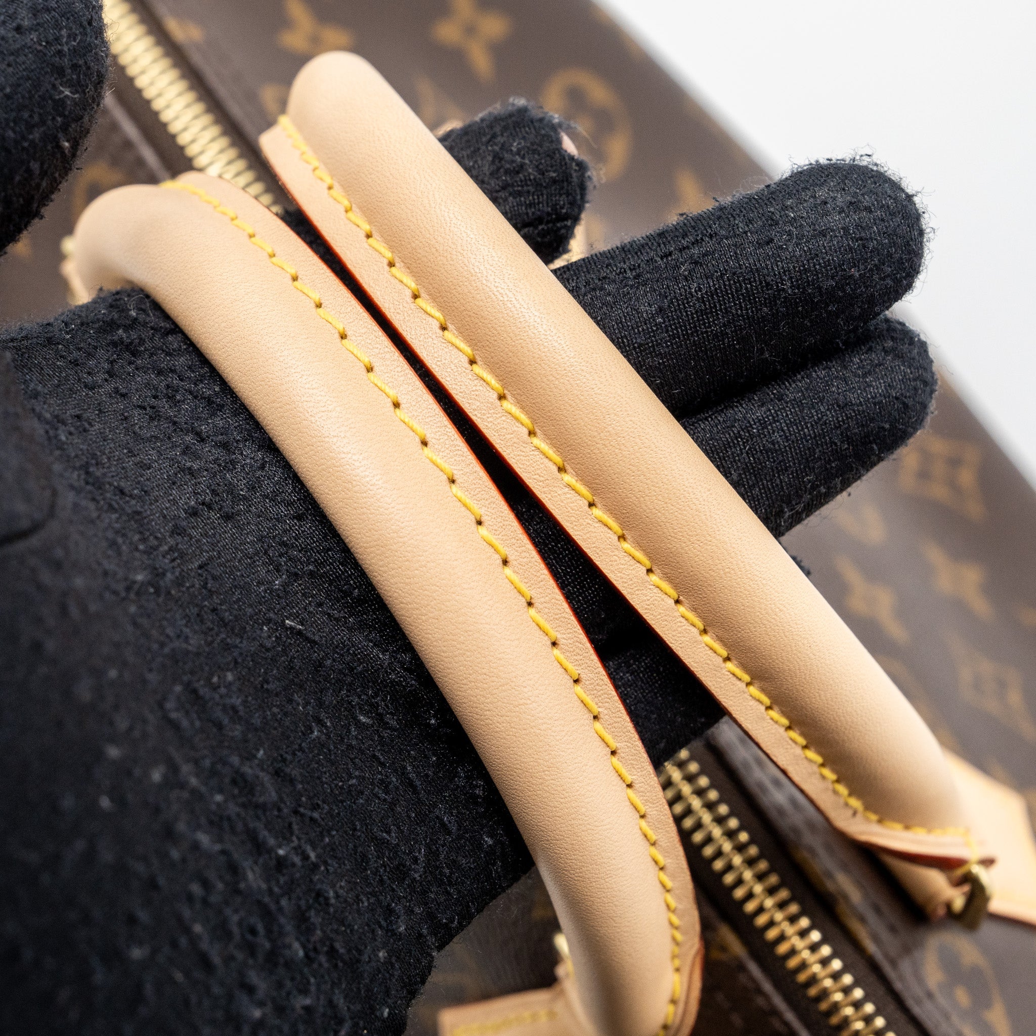 LOUIS VUITTON SPEEDY 30 MONOGRAM CANVAS GHW