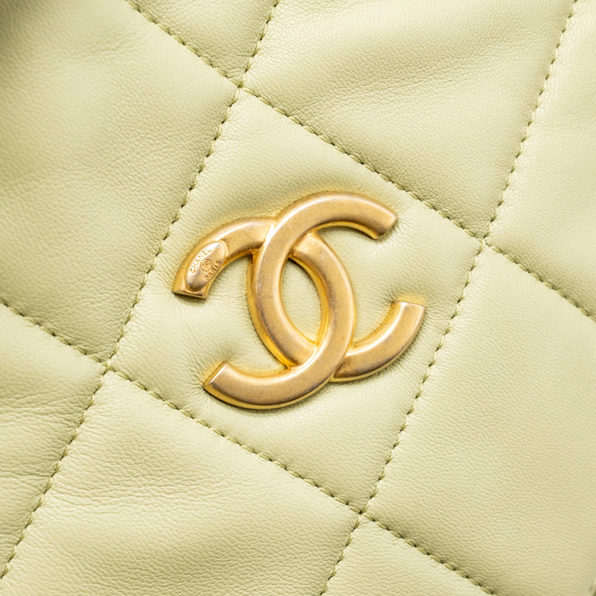 CHANEL 20A DIAMOND SHAPE CROSSBODY BAG QUILTED LAMBSKIN LIGHT GREEN GHW