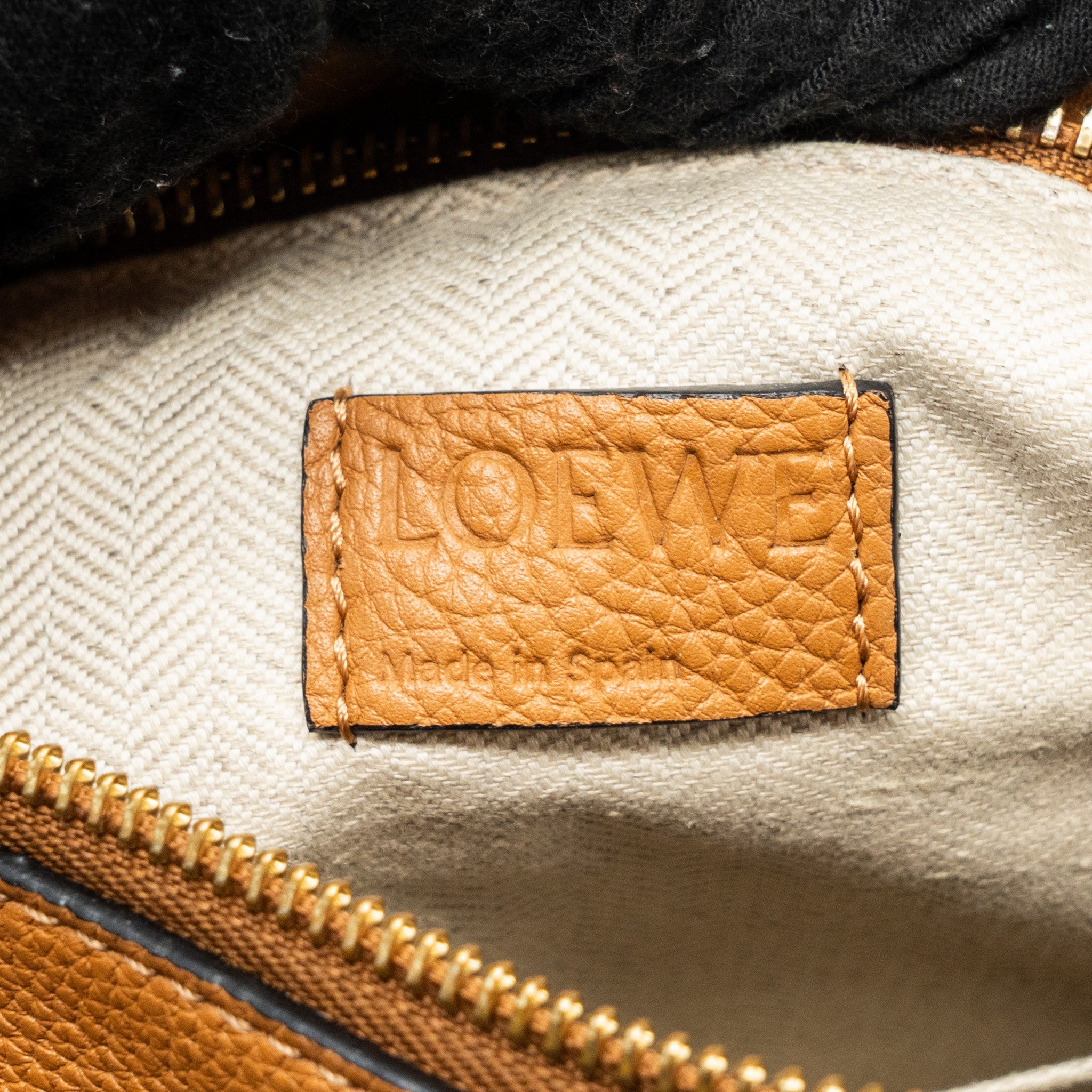 LOEWE SMALL PUZZLE BAG CALFSKIN TAN GHW