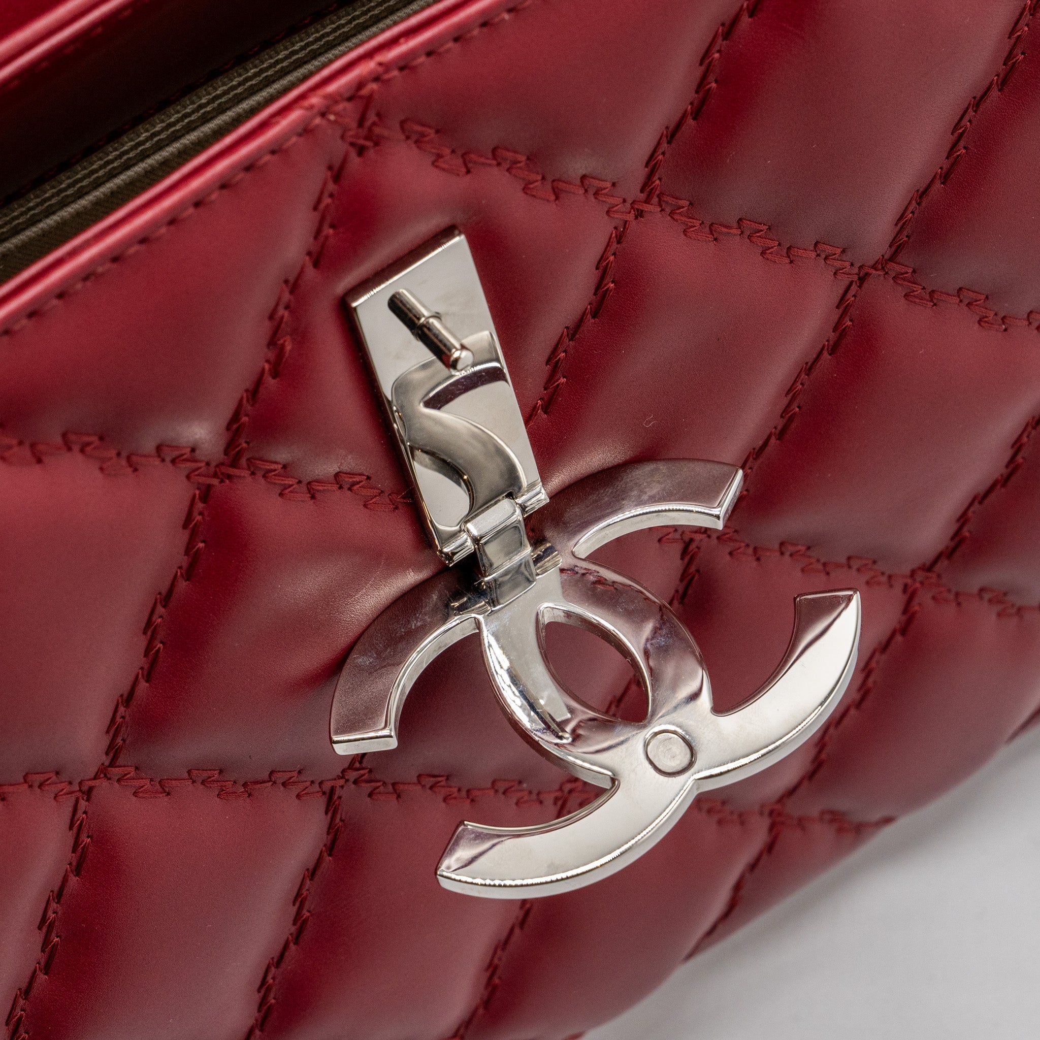 CHANEL HAMPTON TOTE BAG CALFSKIN RED SHW