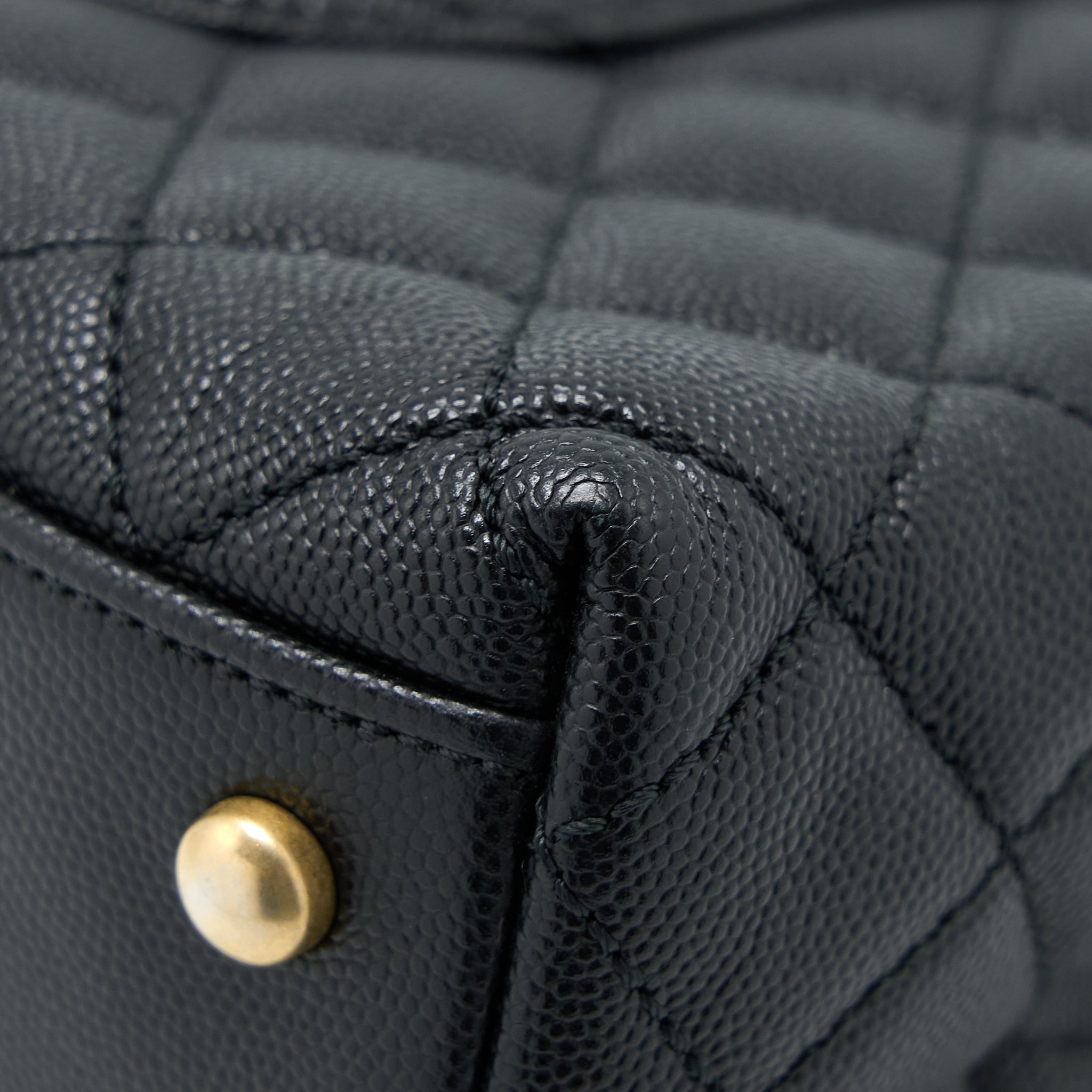 CHANEL MEDIUM COCO HANDLE CAVIAR WITH LIZARD HANDLE BLACK BRUSHED GHW