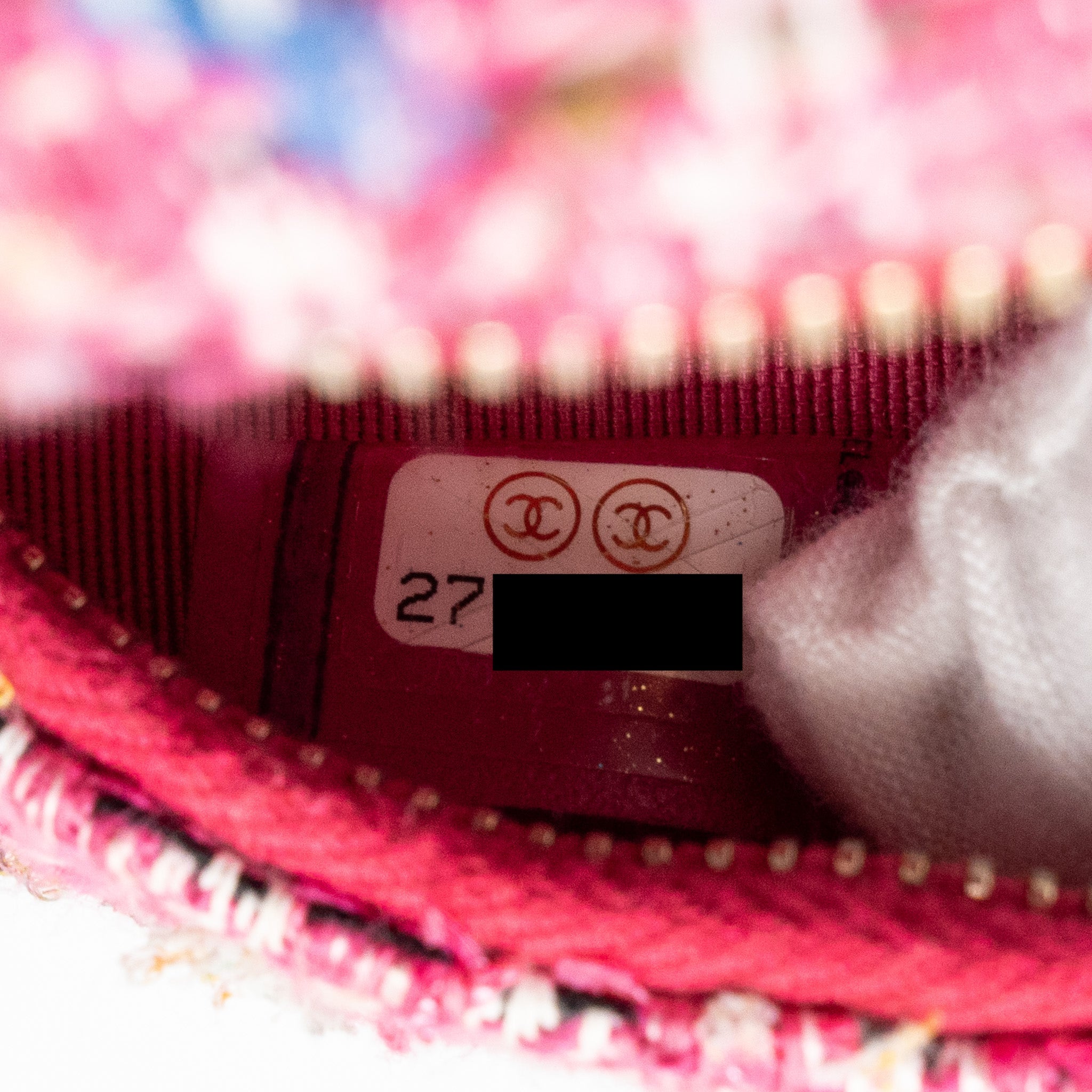 CHANEL ROUND CLUTCH WITH CHAIN TWEED PINK/MULTICOLOUR LGHW