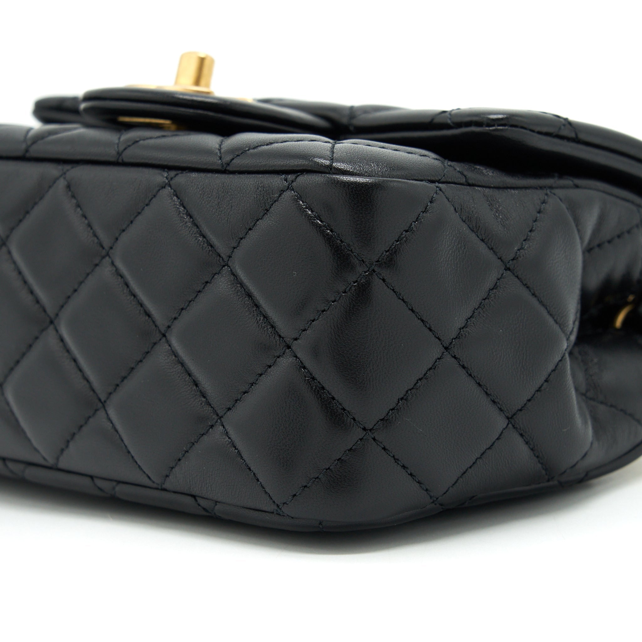 CHANEL 22C PEARL CRUSH MINI SQUARE FLAP BAG LAMBSKIN BLACK GHW (MICROCHIP)
