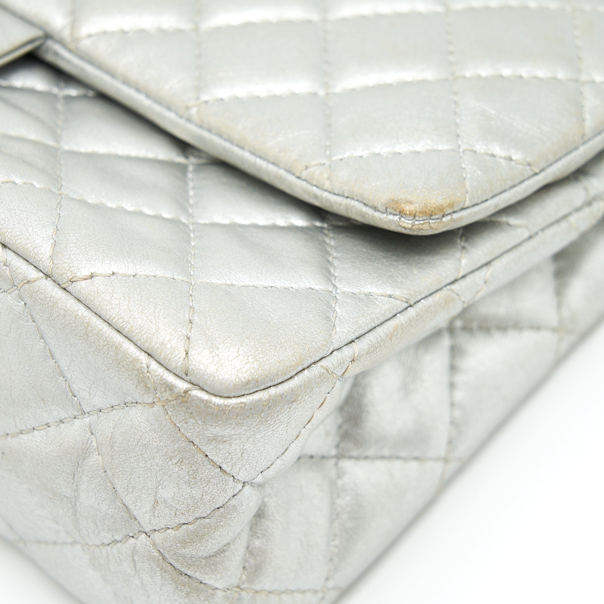 CHANEL REISSUE 2.55 226 DOUBLE FLAP BAG LAMBSKIN SILVER SHW
