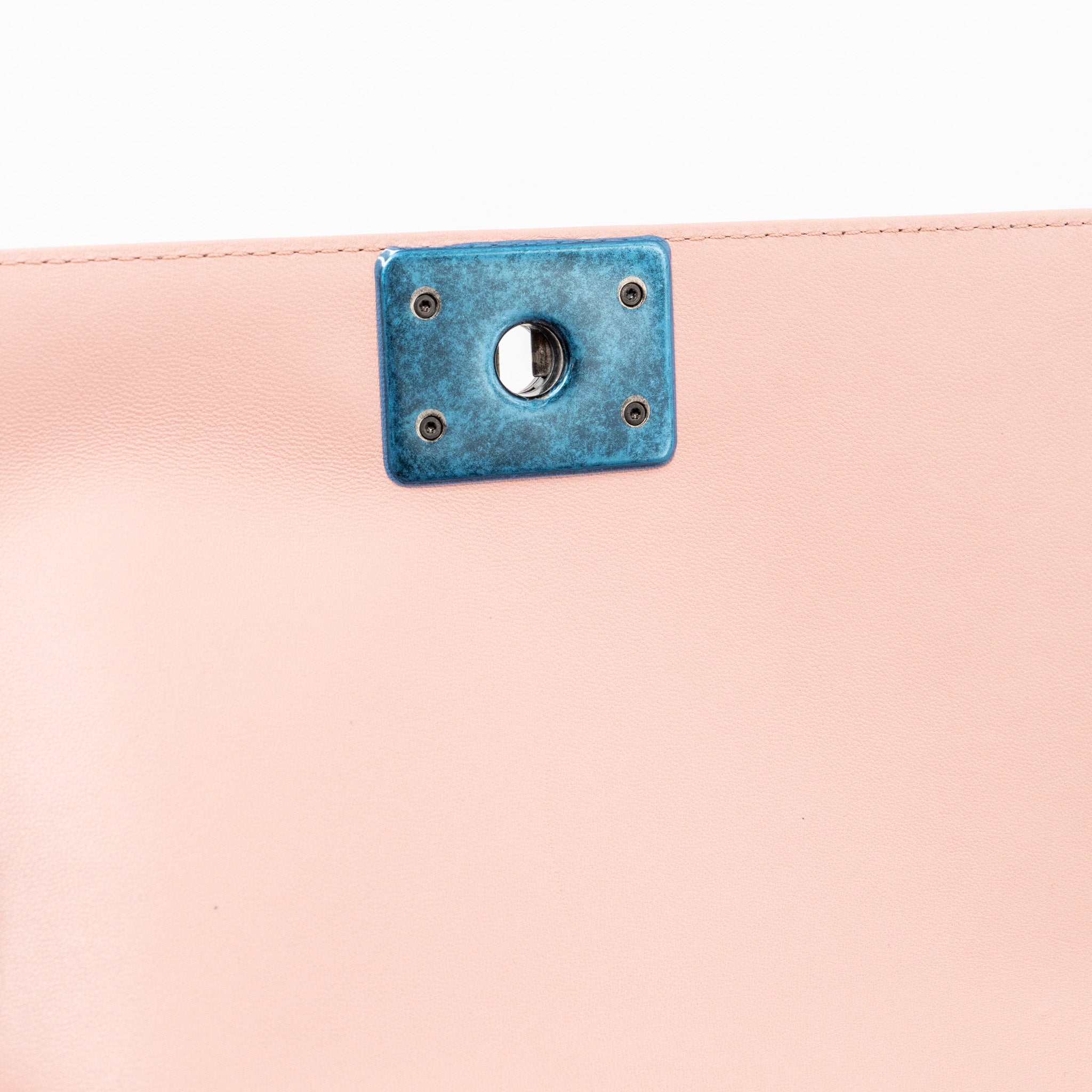 CHANEL MEDIUM BOY BAG LAMBSKIN LIGHT PINK RUTHENIUM HARDWARE