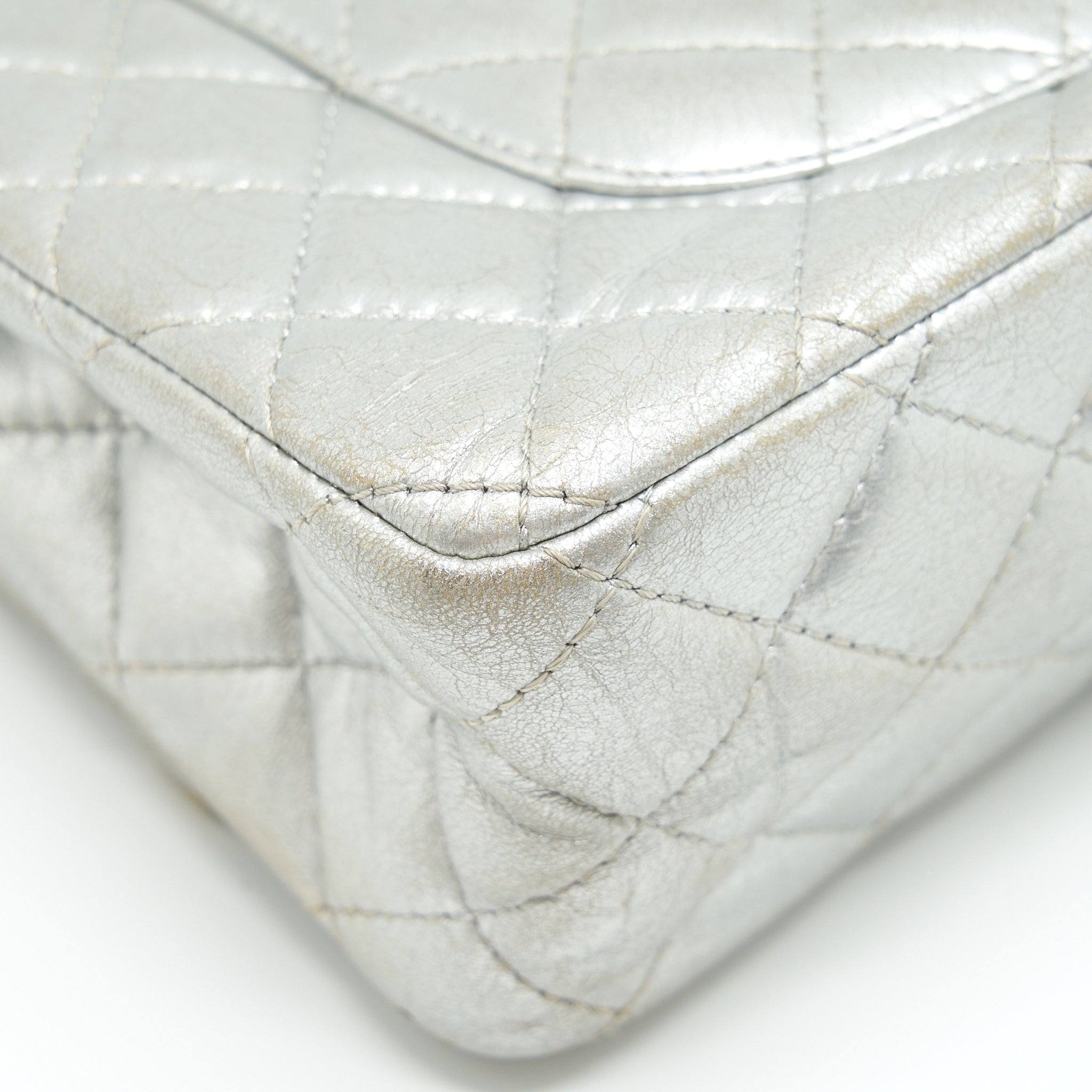 CHANEL REISSUE 2.55 226 DOUBLE FLAP BAG LAMBSKIN SILVER SHW