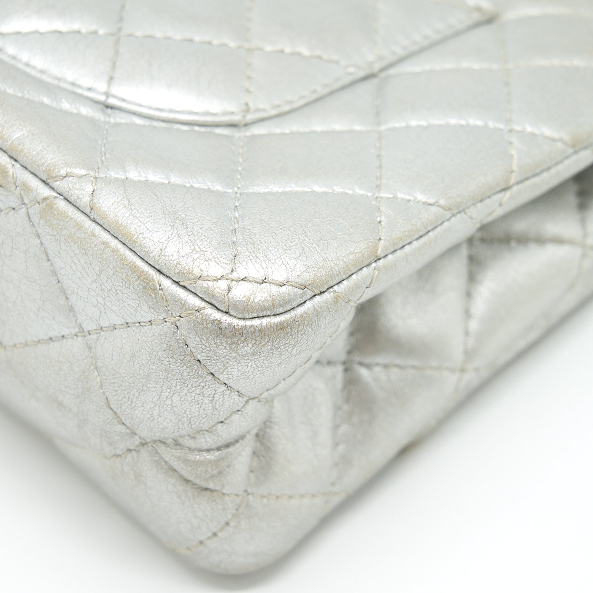 CHANEL REISSUE 2.55 226 DOUBLE FLAP BAG LAMBSKIN SILVER SHW