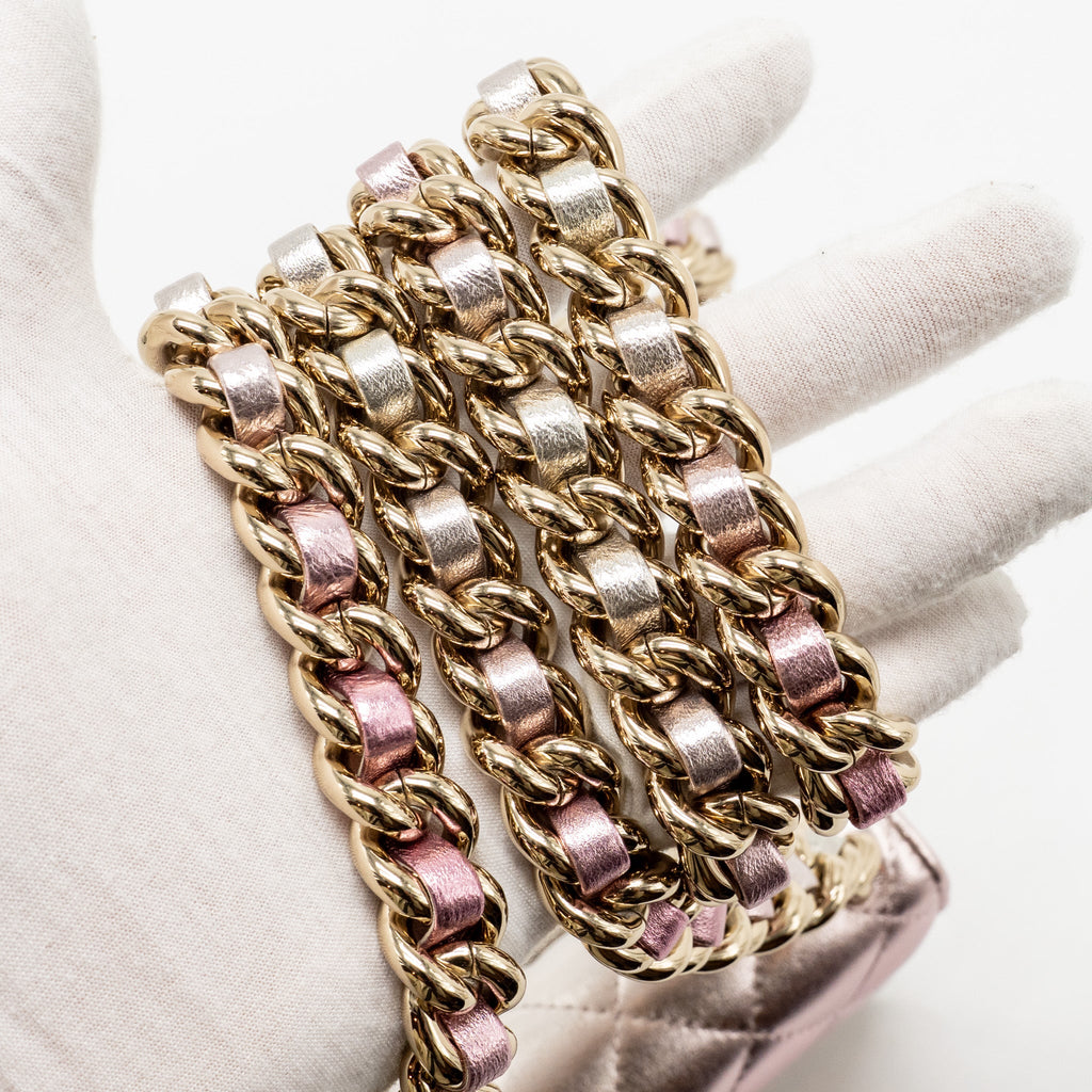 CHANEL 21K WALLET ON CHAIN IRIDESCENT LAMBSKIN LGHW (MICROCHIP)