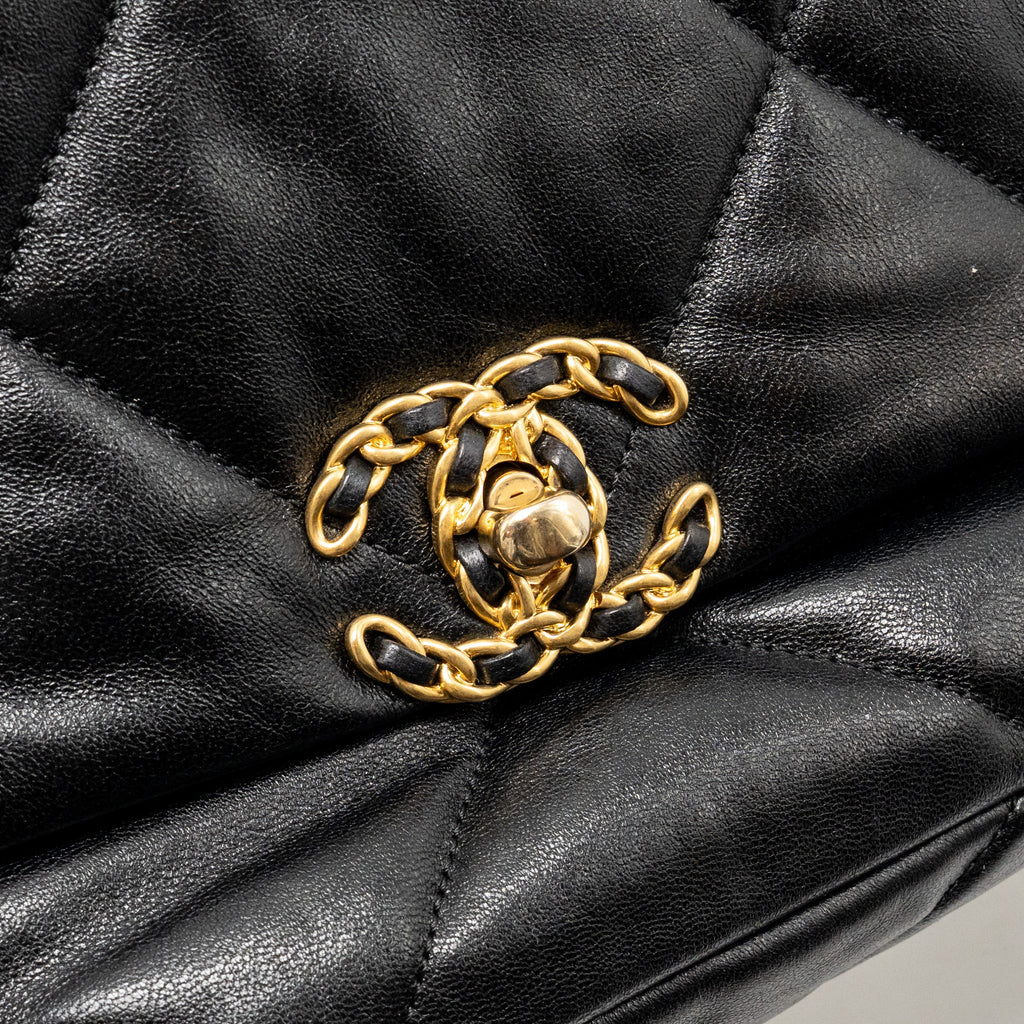 CHANEL SMALL 19 BAG SHINY LAMBSKIN BLACK MULTICOLOUR HARDWARE