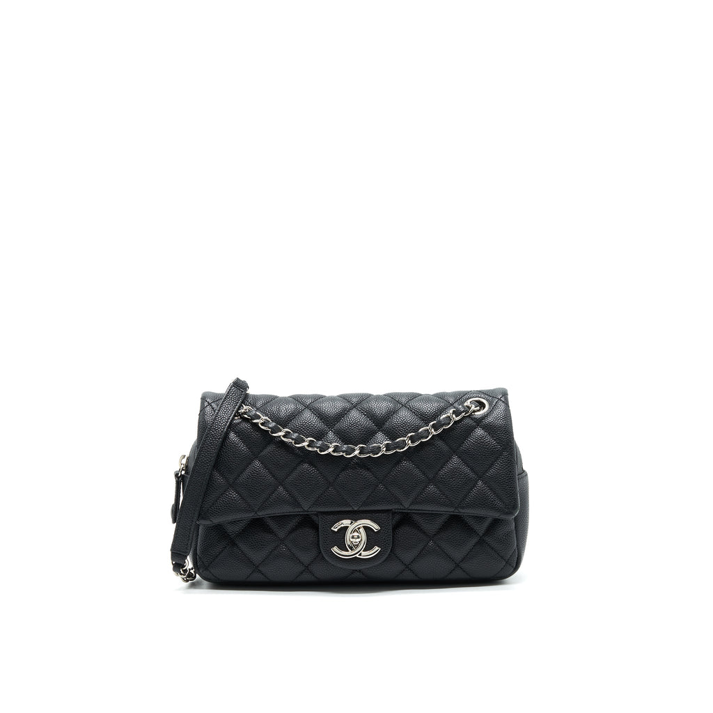 CHANEL FLAP BAG WITH INNER ZIPPER CAVIAR BLACK SHW