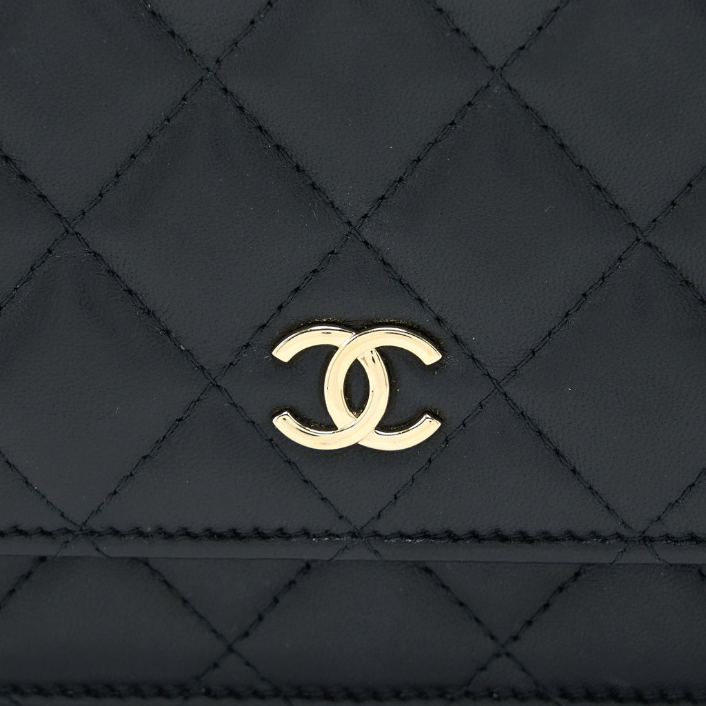 CHANEL QUILTED WALLET ON CHAIN WITH CAMELLIA CHAIN LAMBSKIN BLACK LGHW