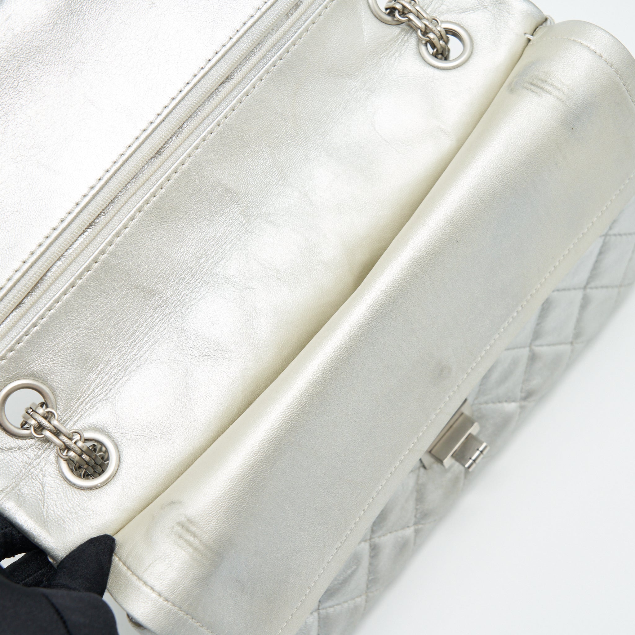 CHANEL REISSUE 2.55 226 DOUBLE FLAP BAG LAMBSKIN SILVER SHW