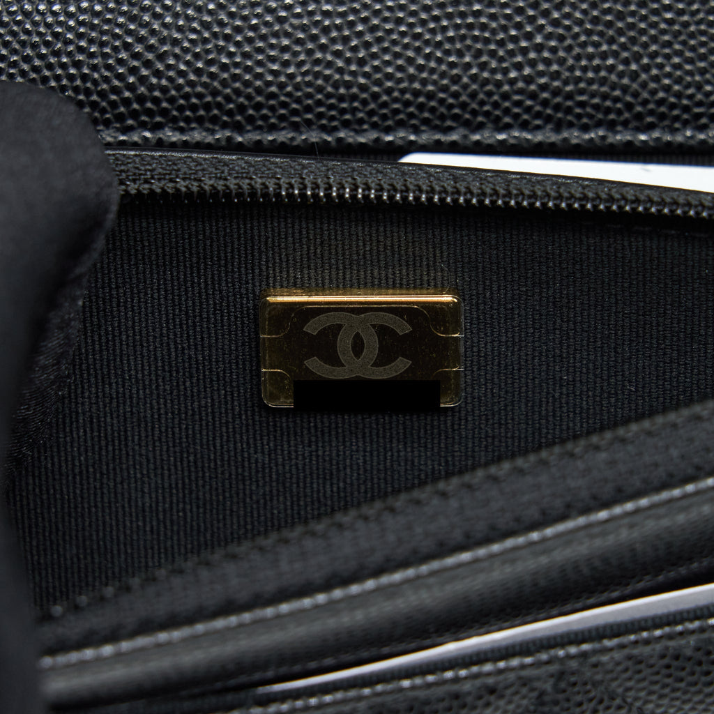 CHANEL 22S DETAILED LOGO WALLET ON CHAIN CAVIAR BLACK LGHW (MICROCHIP)