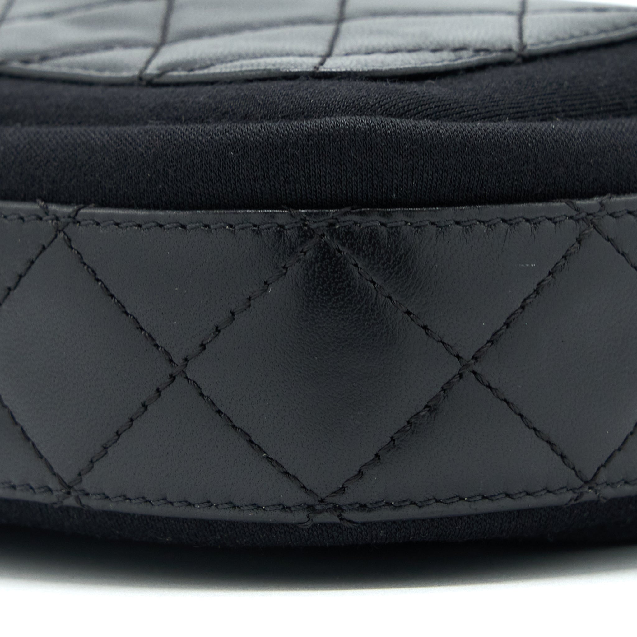 CHANEL CAMERA BAG LEATHER/ CANVAS BLACK GHW