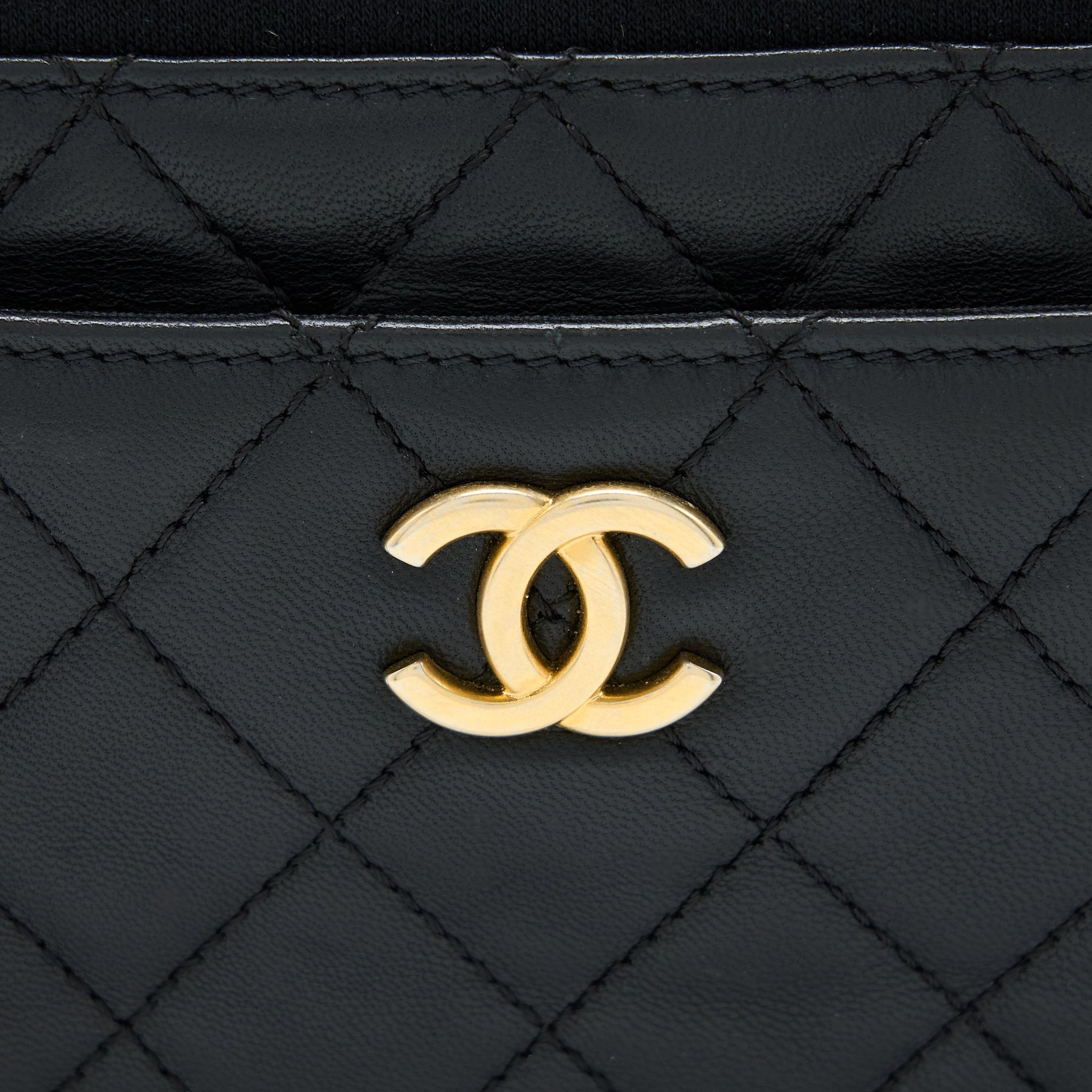 CHANEL CAMERA BAG LEATHER/ CANVAS BLACK GHW
