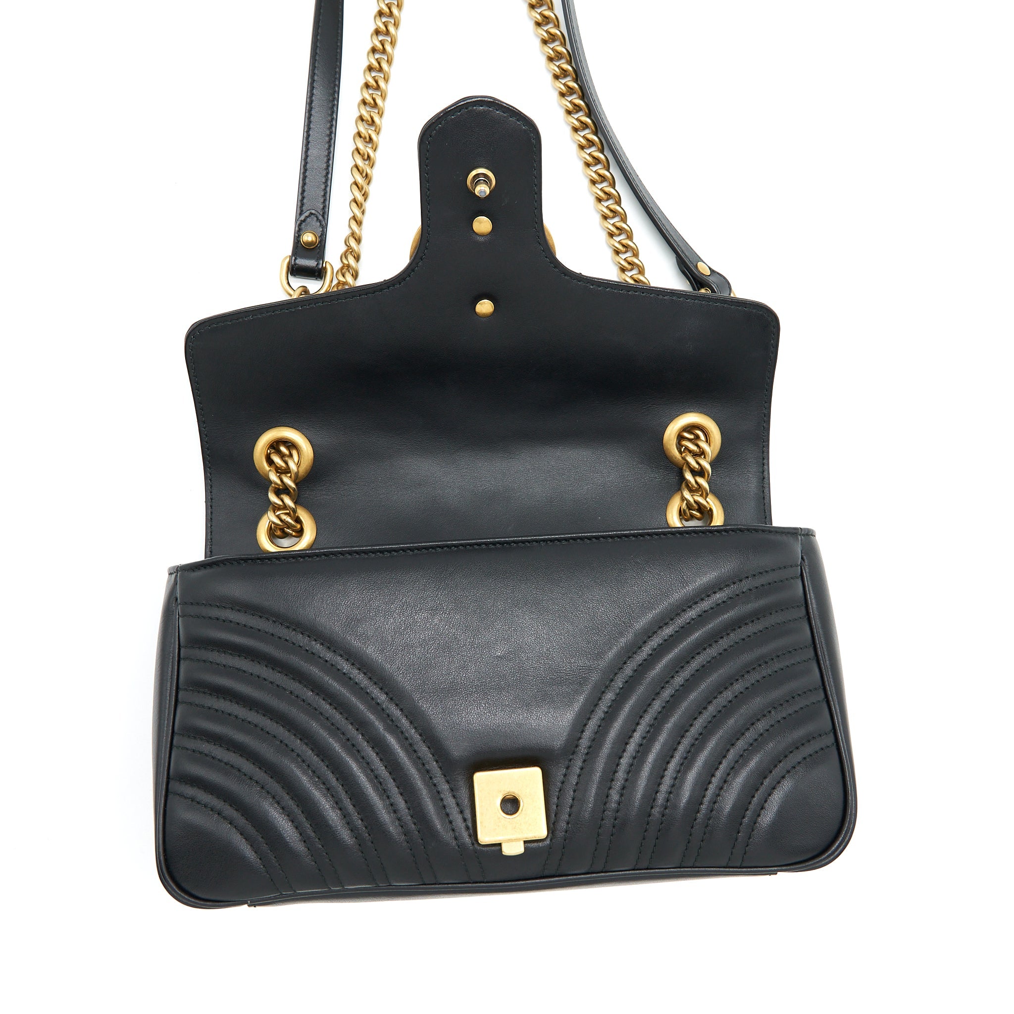 GUCCI GG MARMONT SMALL MATELASSE SHOULDER BAG BLACK GHW