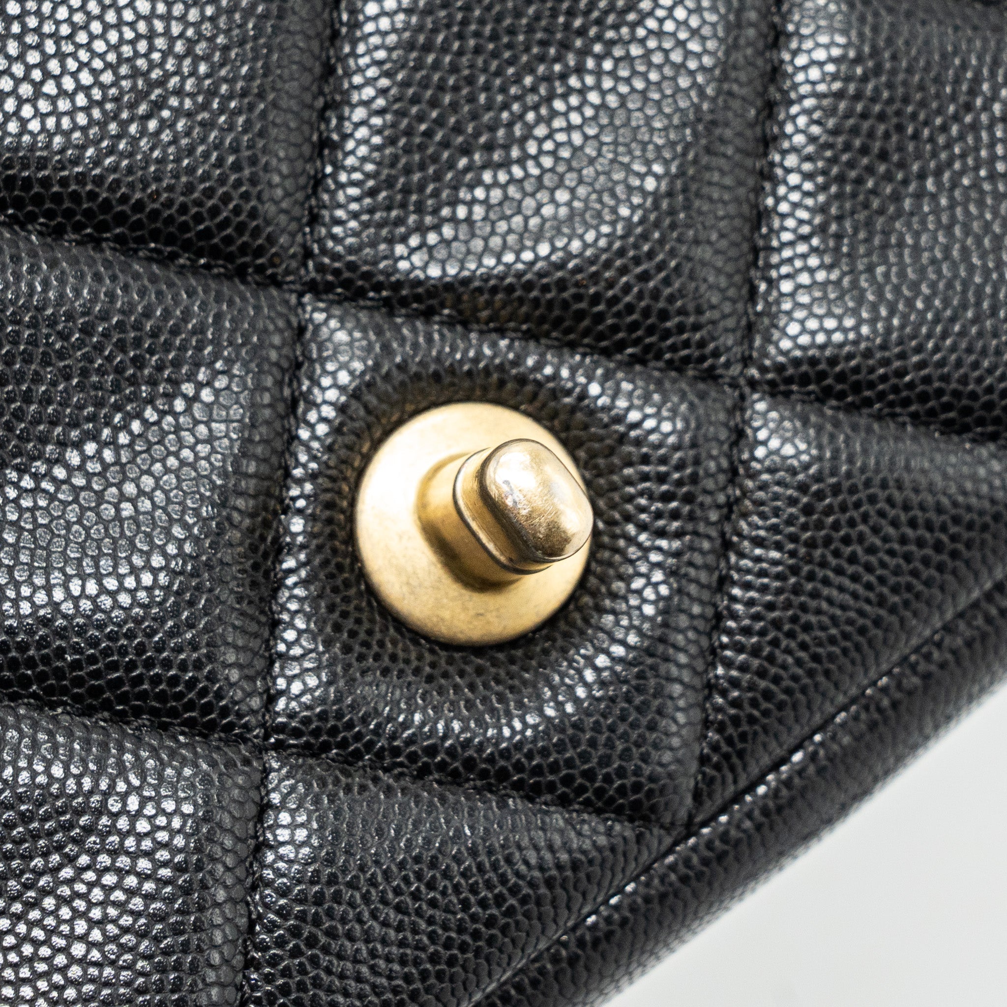 CHANEL MINI TWIST YOUR BUTTON FLAP BAG CAVIAR BLACK GHW(MICROCHIP)