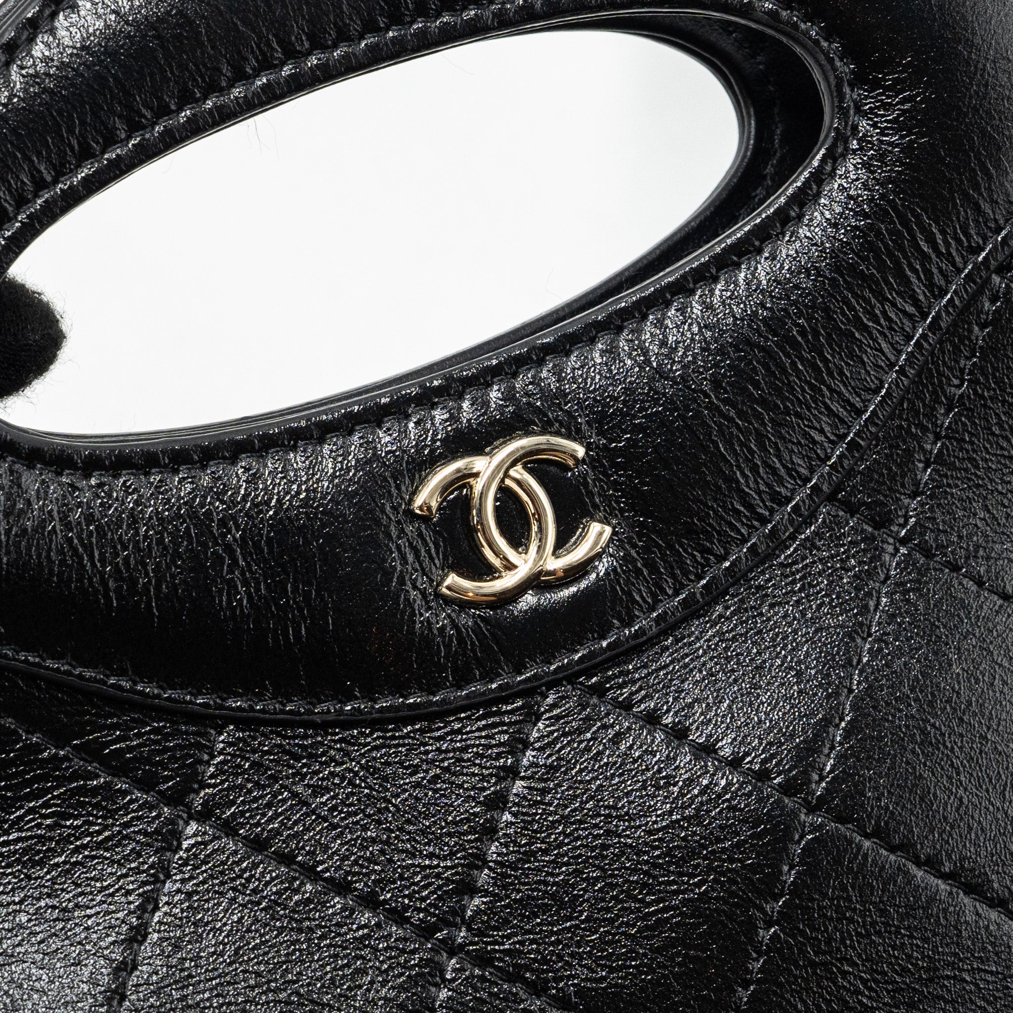 CHANEL 24C MINI 31 CLUTCH WITH CHAIN SHINY CALFSKIN BLACK LGHW (MICROCHIP)