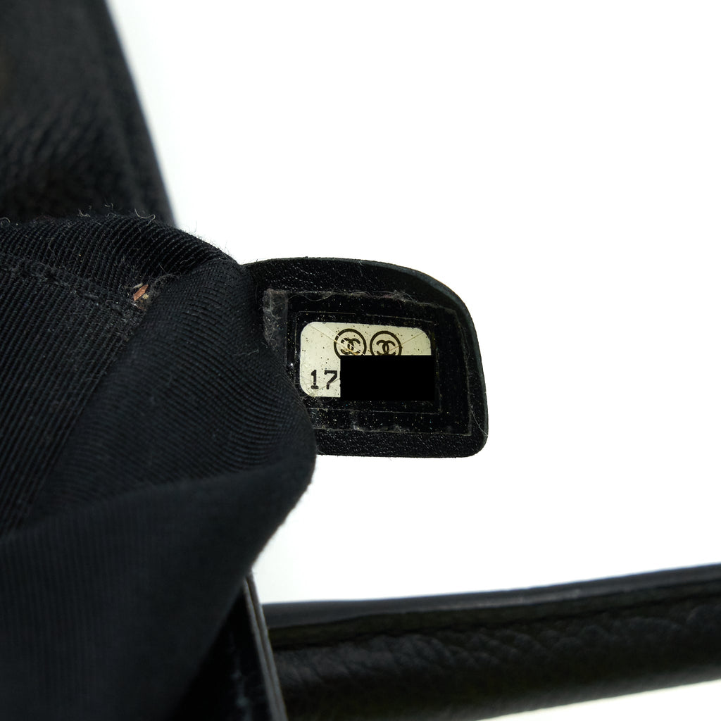 CHANEL CERF TOTE BAG GRAINED CALFSKIN BLACK GHW