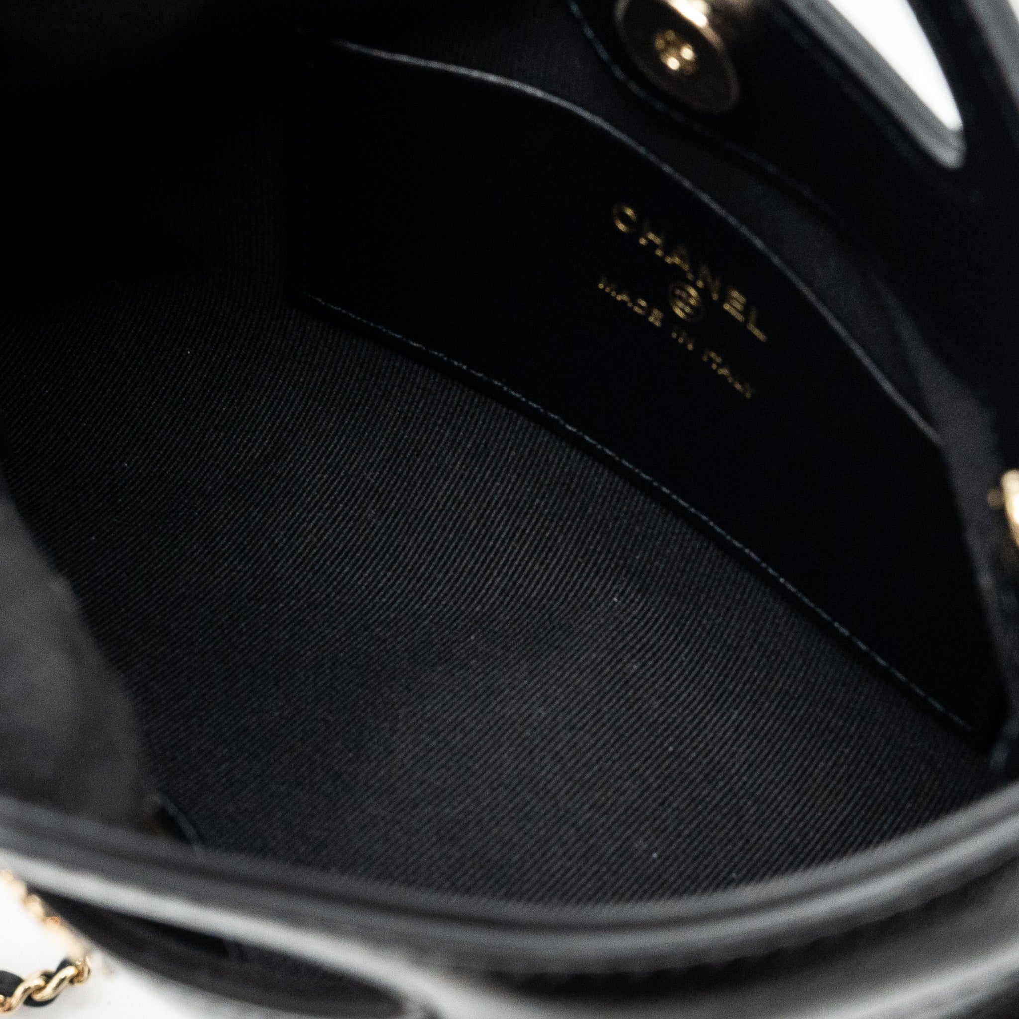 CHANEL 24C MINI 31 CLUTCH WITH CHAIN SHINY CALFSKIN BLACK LGHW (MICROCHIP)