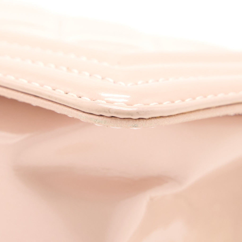 CHANEL SMALL BOY BAG PATENT LEATHER LIGHT PINK LGHW