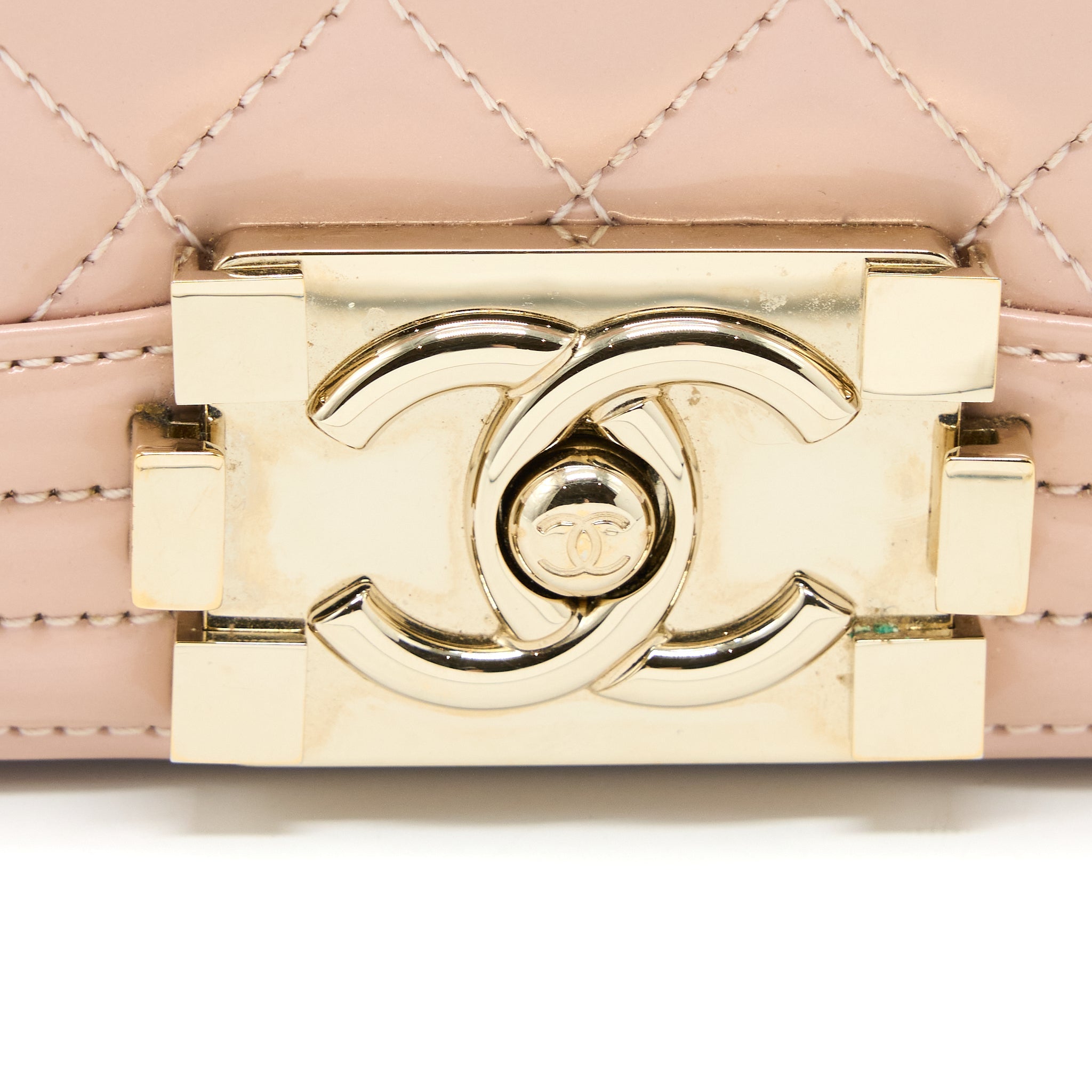 CHANEL SMALL BOY BAG PATENT LEATHER LIGHT PINK LGHW