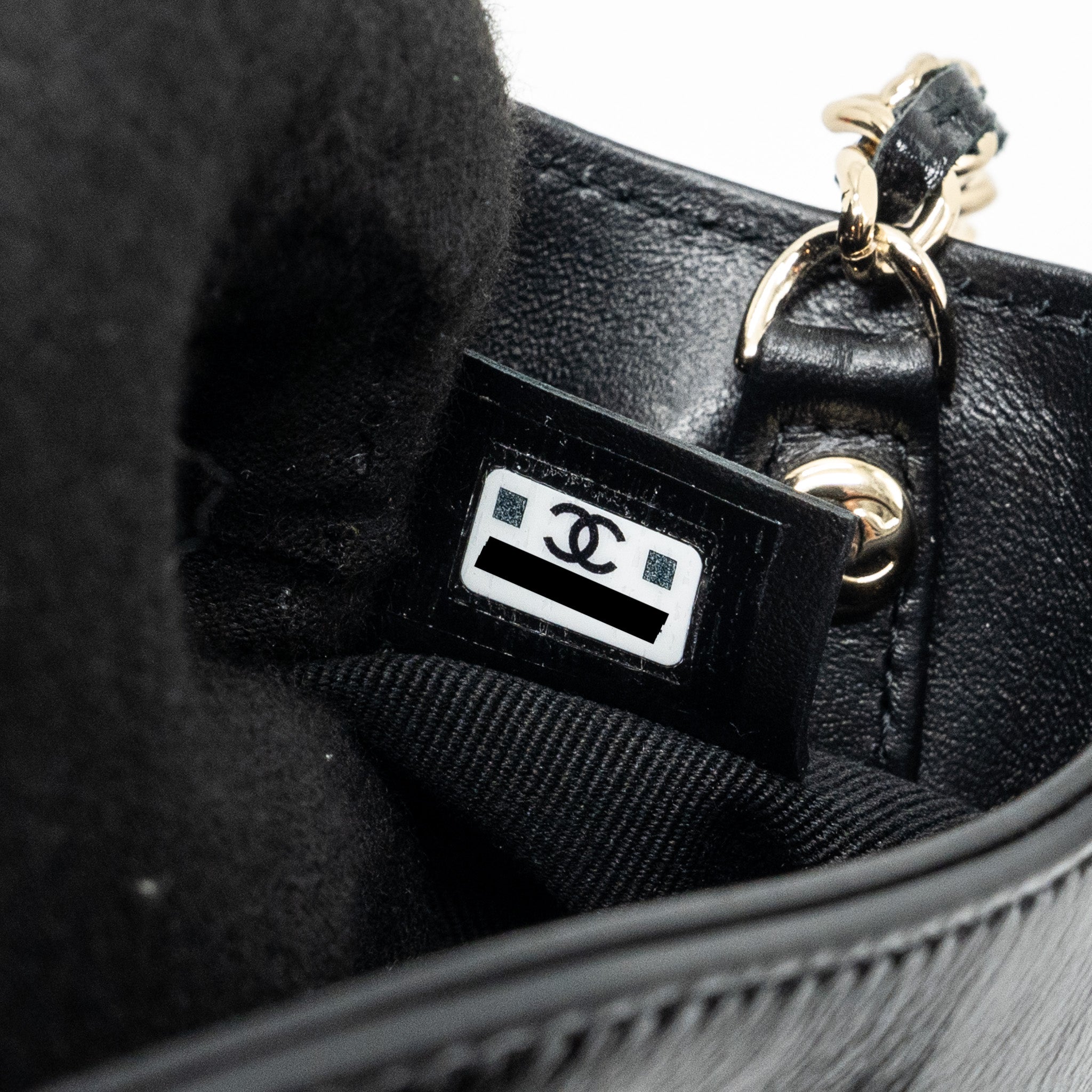 CHANEL 24C MINI 31 CLUTCH WITH CHAIN SHINY CALFSKIN BLACK LGHW (MICROCHIP)