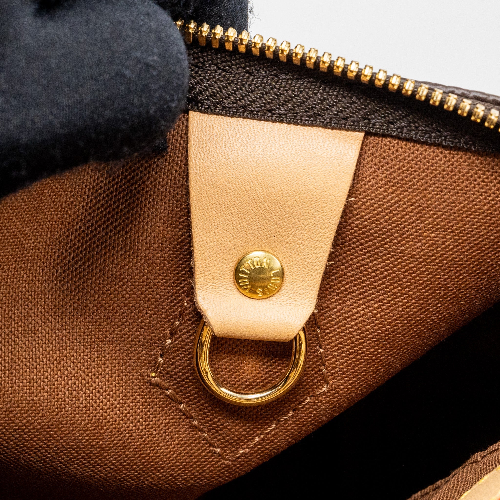 LOUIS VUITTON SPEEDY BANDOULIERE 25 MONOGRAM CANVAS GHW (NEW VERSION)