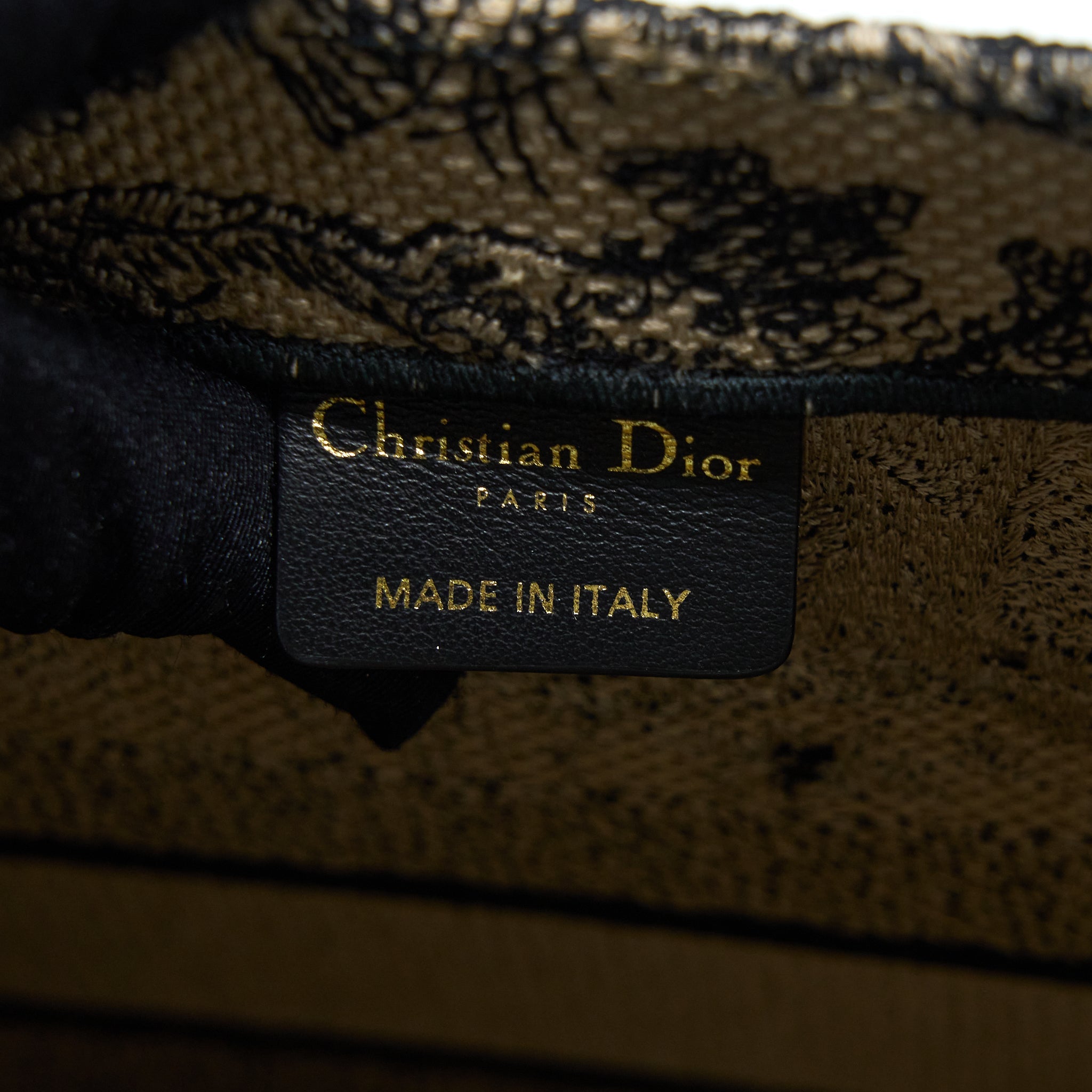 DIOR MEDIUM DIOR BOOK TOTE TOILE DE JOEY EMBROIDERY BEIGE